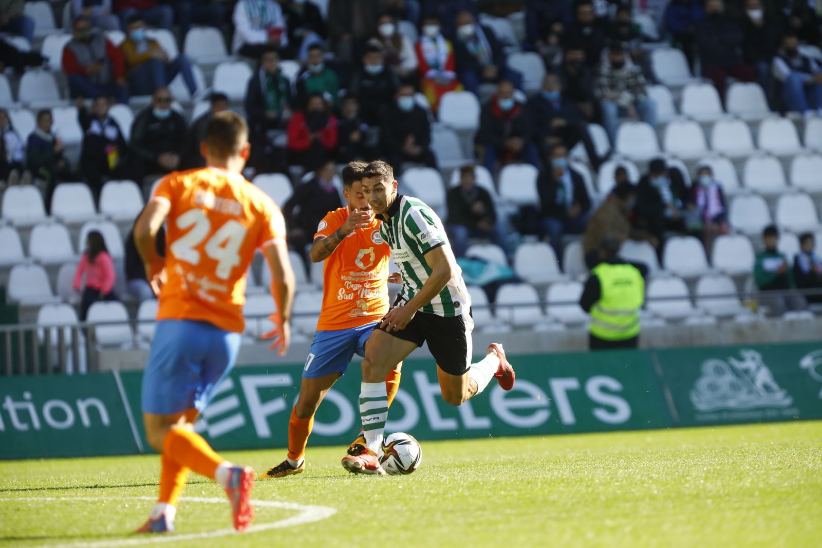 Las imágenes del triunfo del Córdoba CF ante el Panadería Pulido