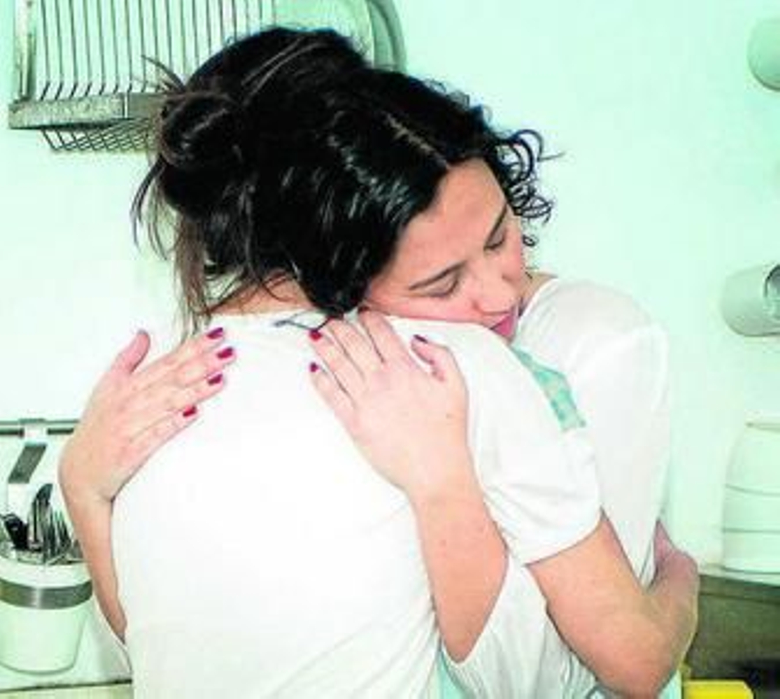 Verónica Espiga y Alicia Gómez en una de las escenas de Teatro a Pelo.