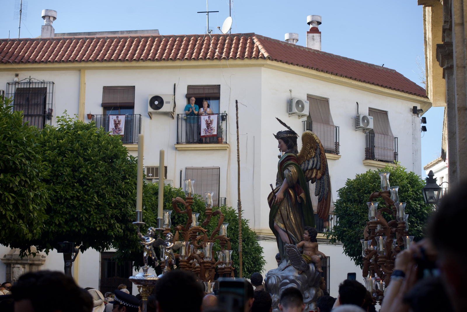 La procesión de San Rafael, el custodio de Córdoba, en imágenes