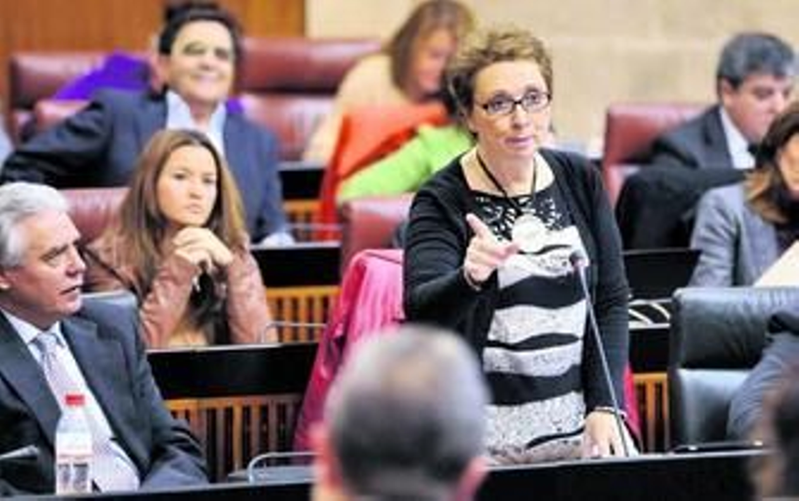 La consejera de Hacienda en una comparecencia parlamentaria.