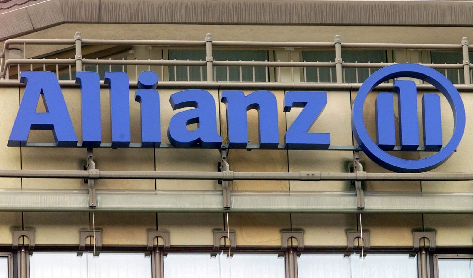 Logo de Allianz.