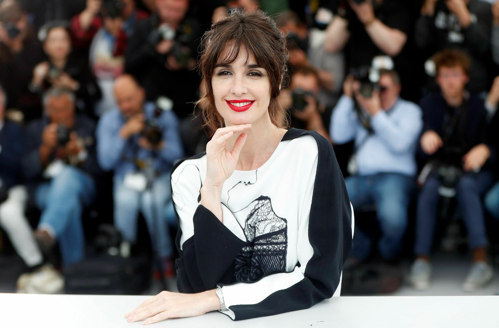 Paz Vega, ante los 'flashes'.