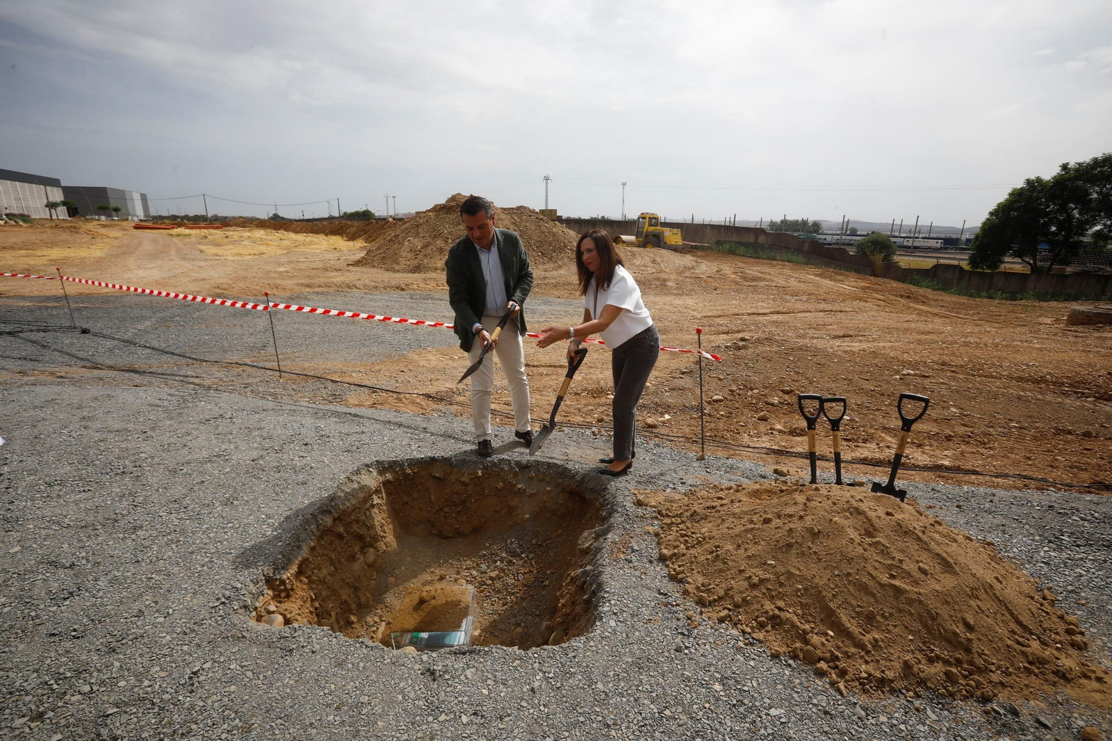 El inicio de las obras de la tercera fase del parque logístico de Córdoba, en imágenes
