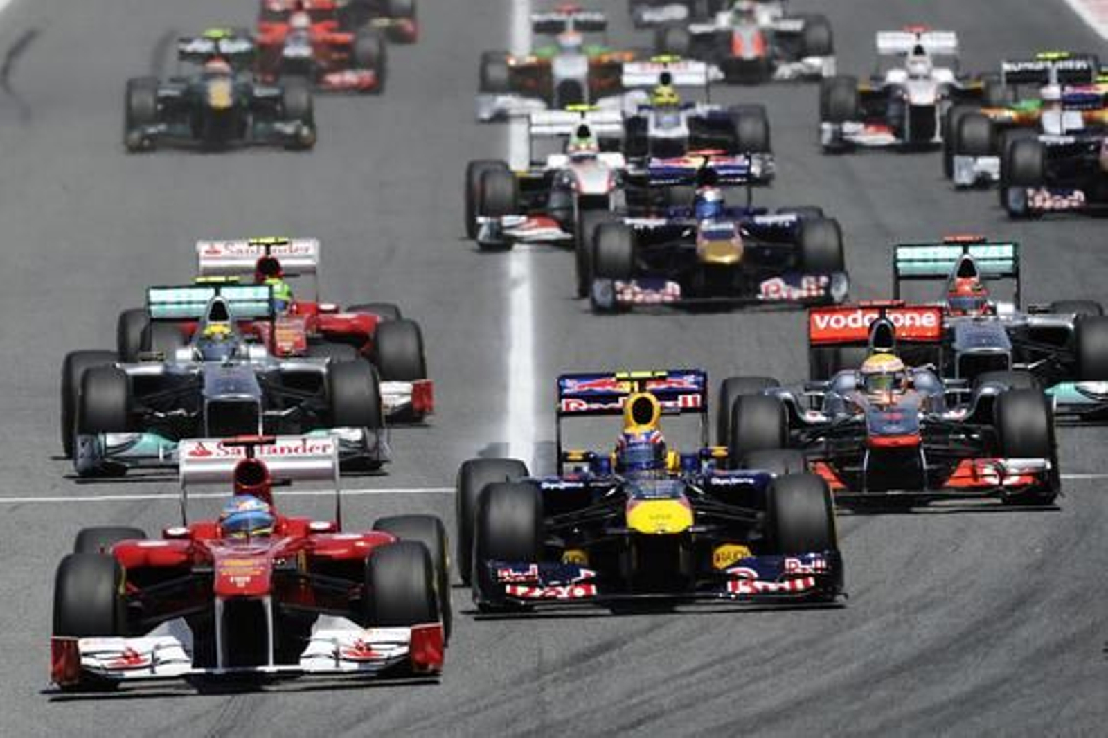 Vettel vuelve a ganar en Montmeló. Alonso acaba quinto.

Foto: AFP