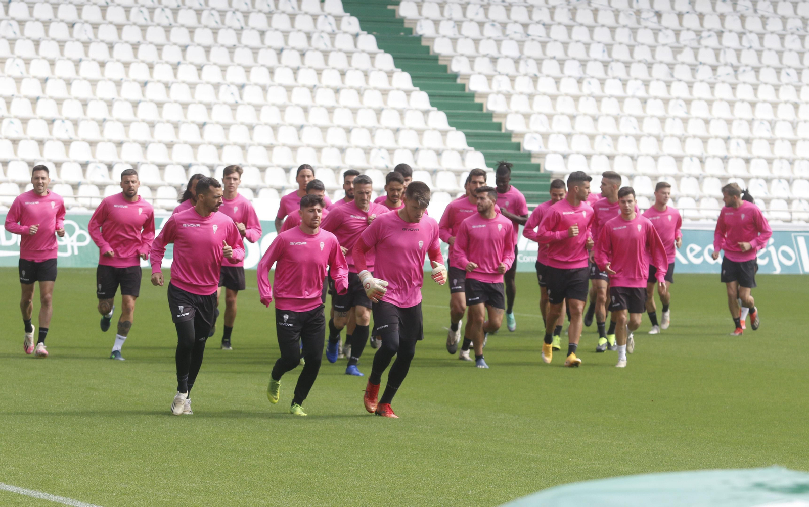 Las imágenes del primer entrenamiento de Germán Crespo al frente del Córdoba CF
