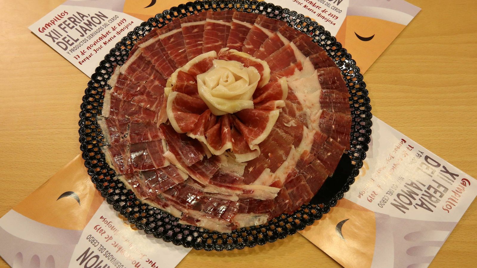 Presentación de la Feria del Jamón en Campillos.