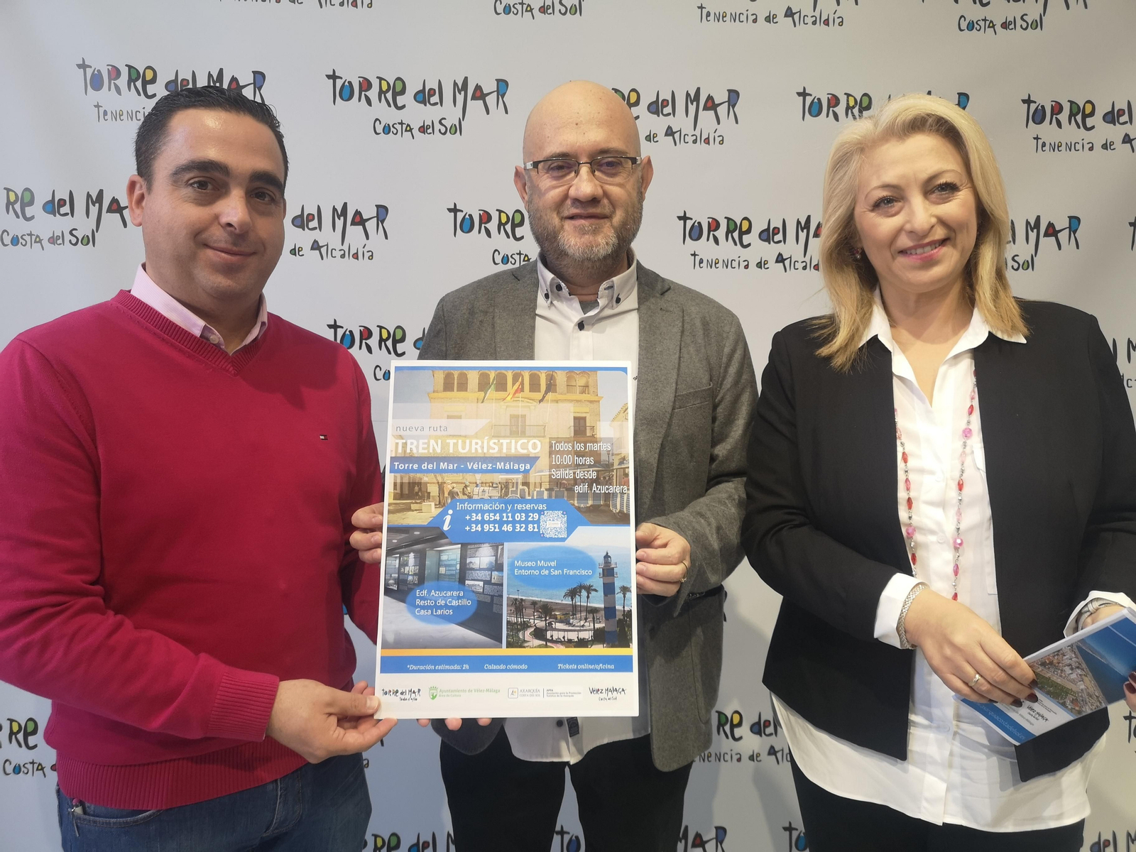 Presentación del tren turístico y cultural para Navidad de Vélez-Málaga.