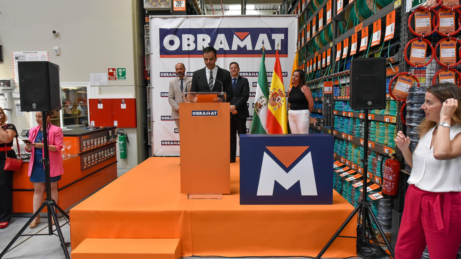 Las fotos de la inauguración de Obramat en Palmones