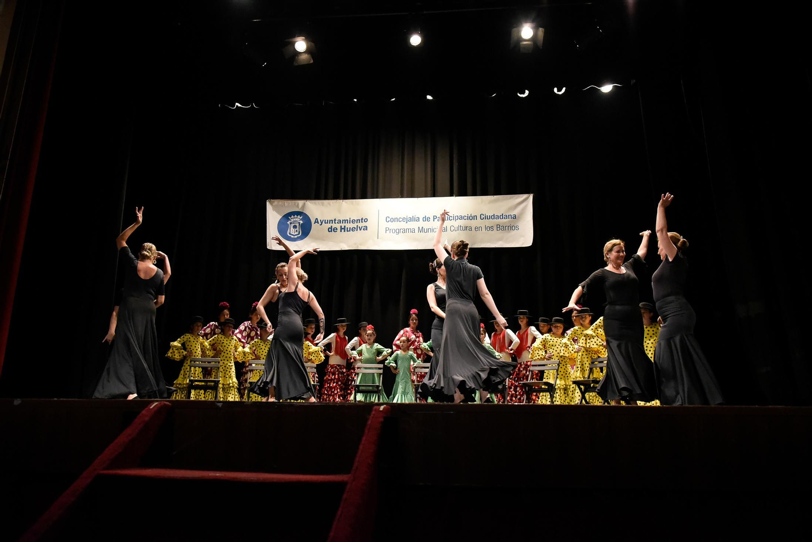 Imágenes de las actividades fin de curso en Cultura en los Barrios