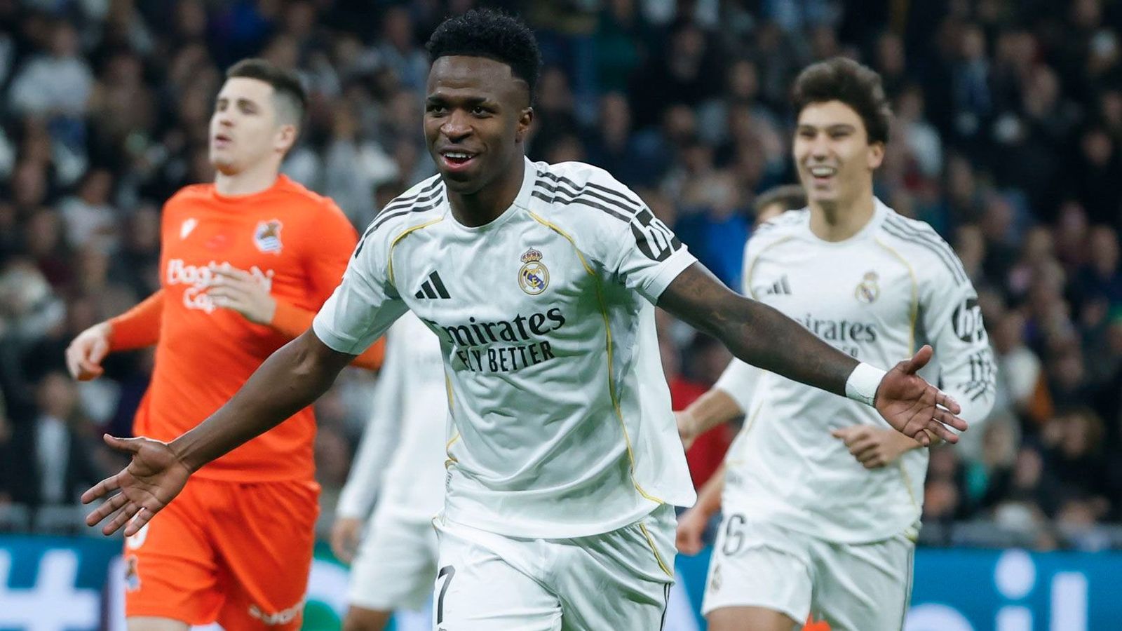 Vinicius celebra uno de sus goles ante la Real Sociedad.