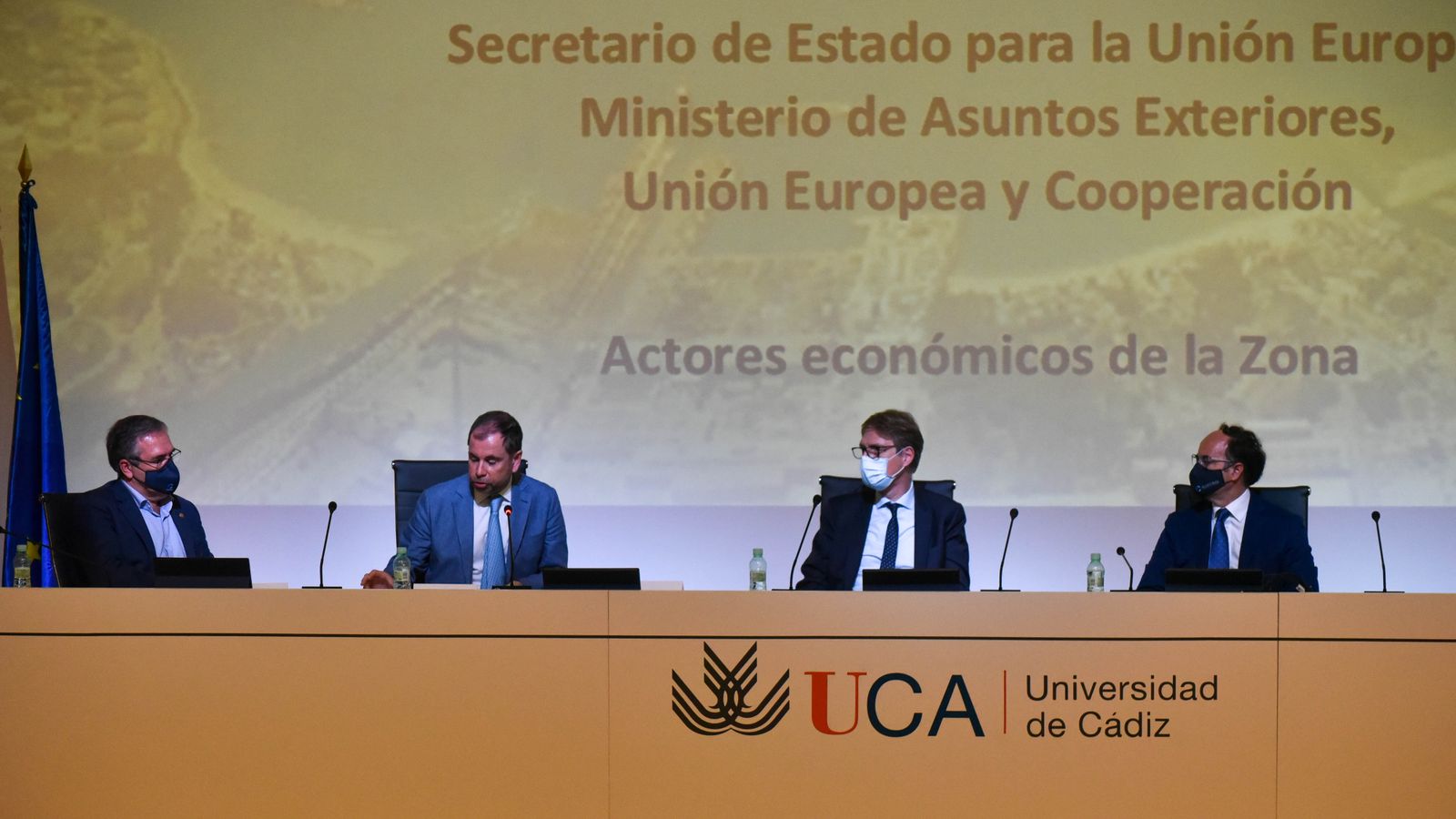 Fotos de la reunión del secretario de estado para la UE y los aalcaldes del Campo de Gibraltar