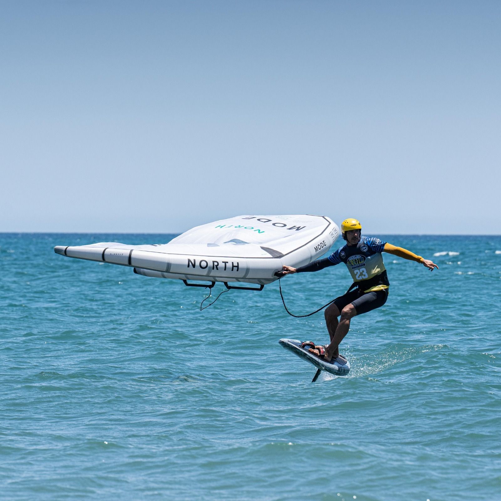 El Wingfoil deja imágenes espectaculares en Torremolinos