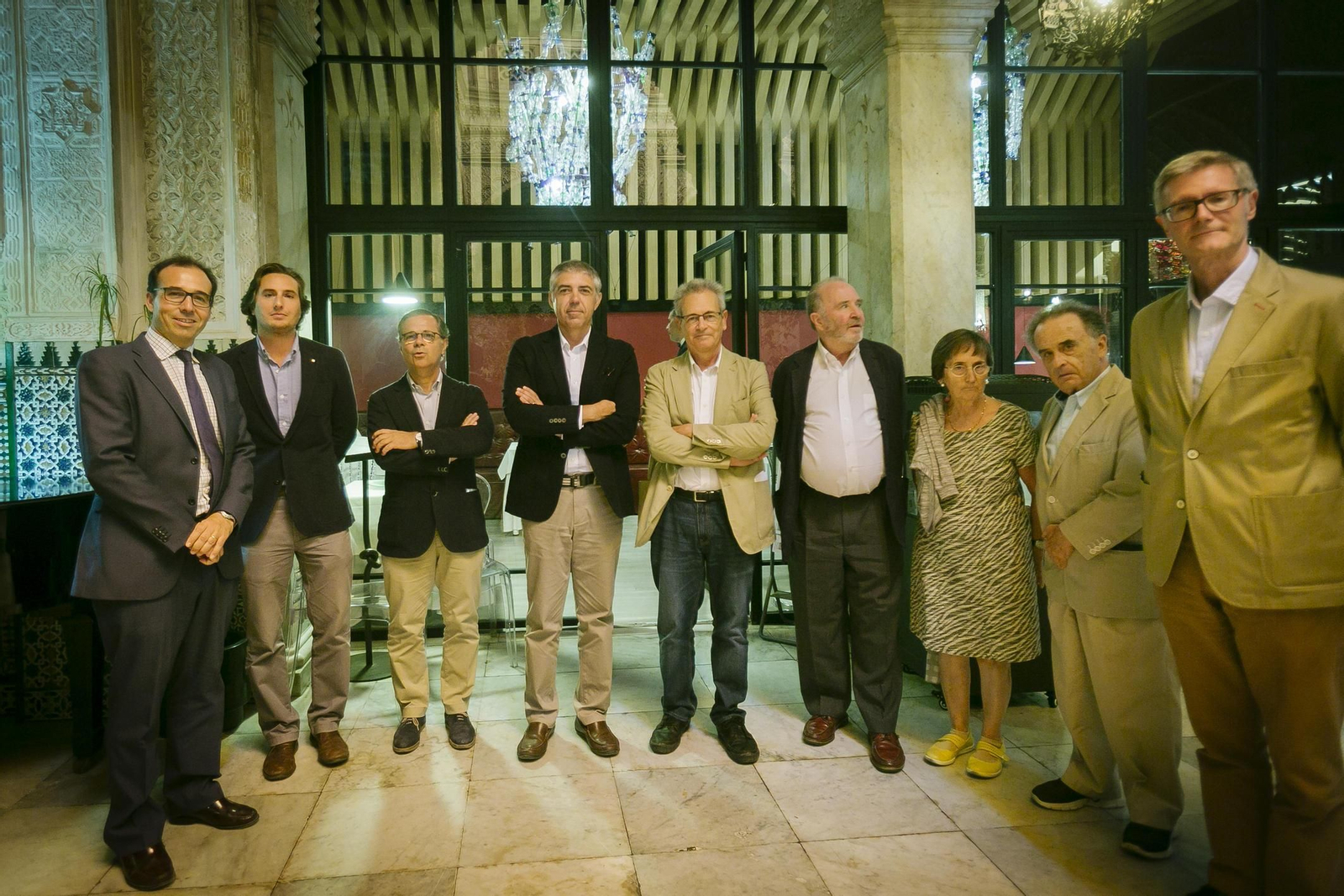 Encuentro de arquitectos: Alfonso Montes, Arturo Mozo, Fernando Mejías, Tomás Carranza, José Luis Pardo, Carlos Sambricio, Pilar Ruiz-Nieto, Juan José Jiménez Mata y Joaquín Álvarez y Barrientos.