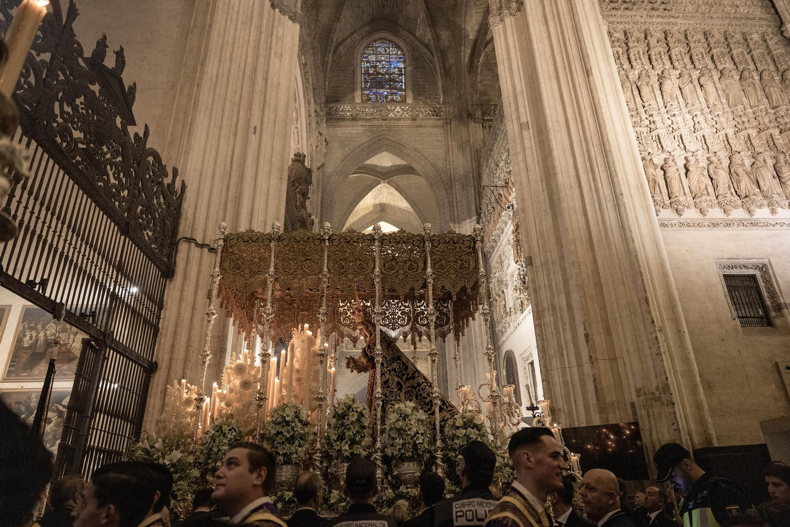 La procesión Magna desde la Catedral, todas las fotos