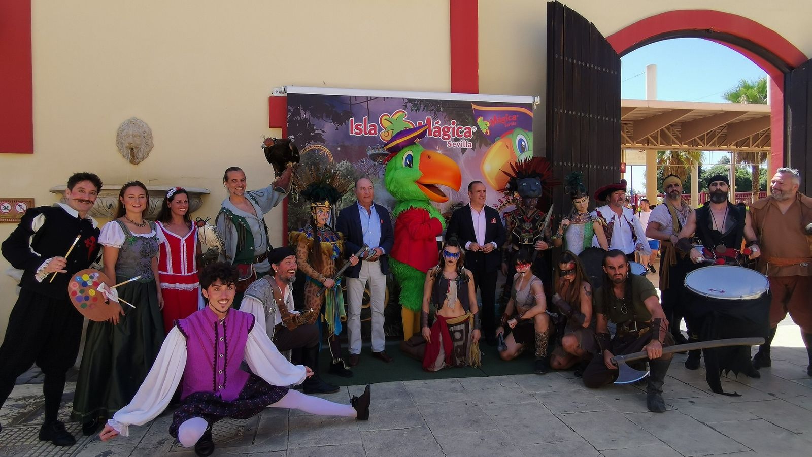 Isla Mágica emplea a 450 personas de forma directa cada temporada.