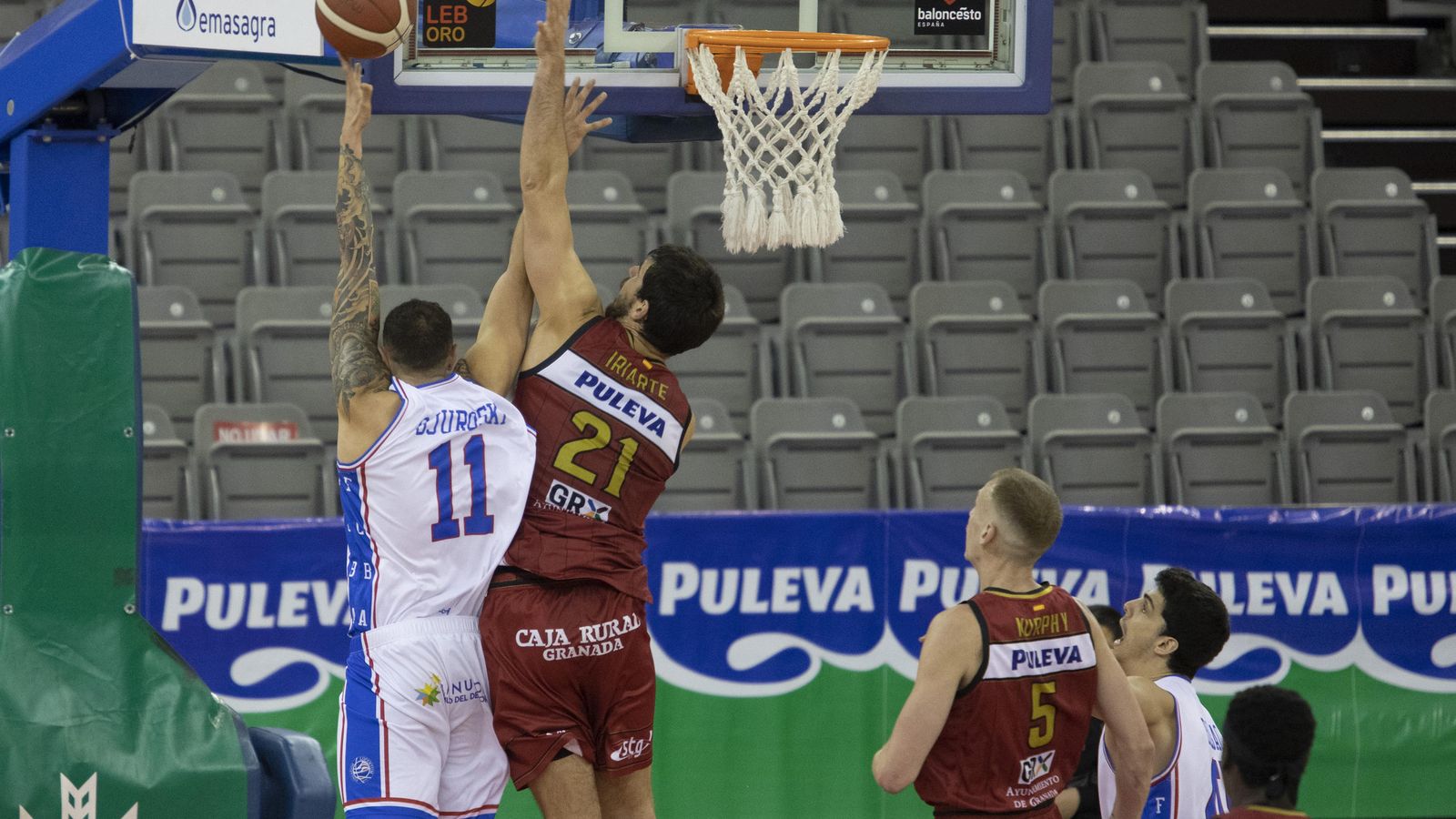 El partido ante Alicante fue muy intenso.