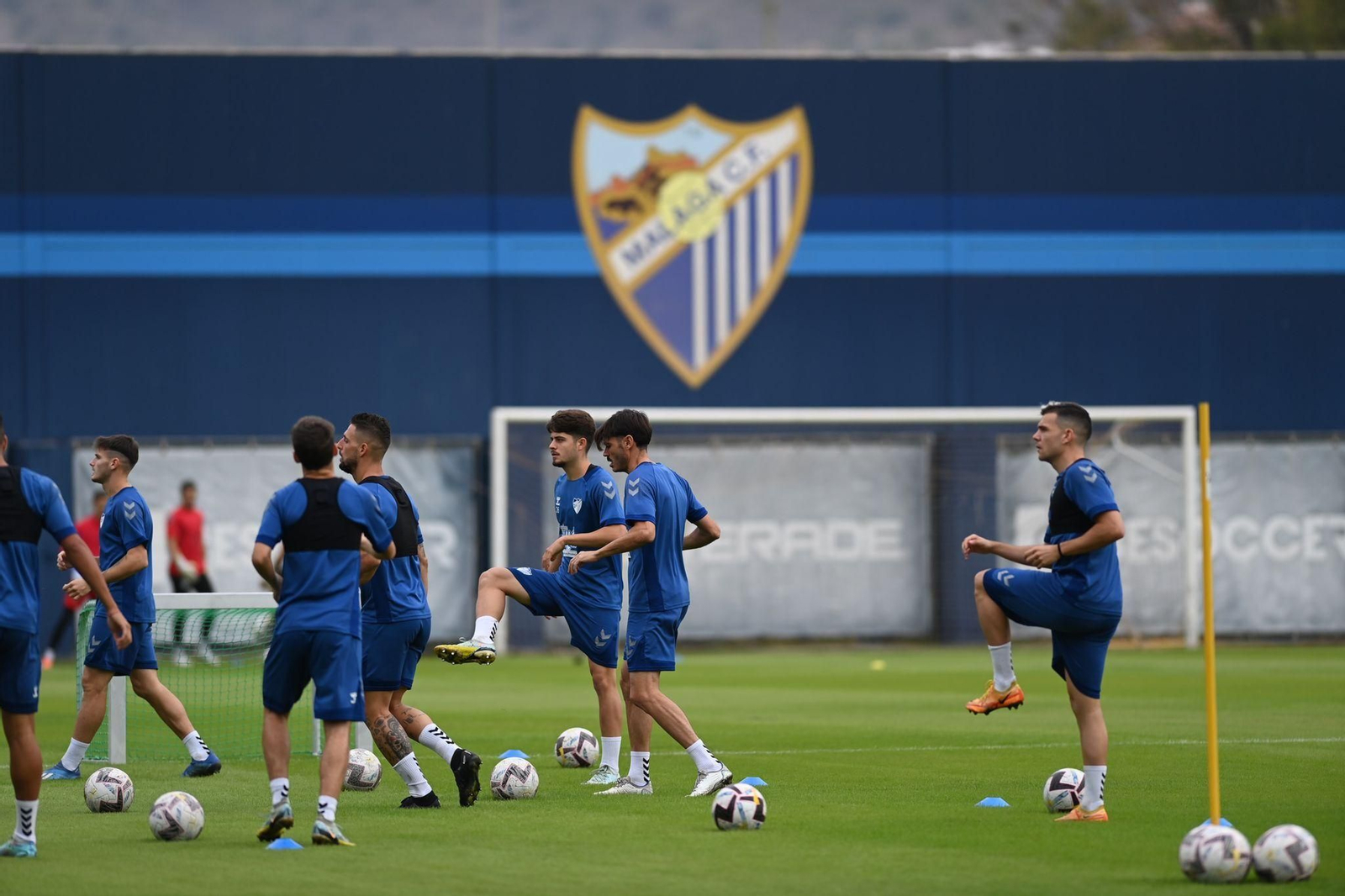 El Málaga CF mastica la derrota entrenando