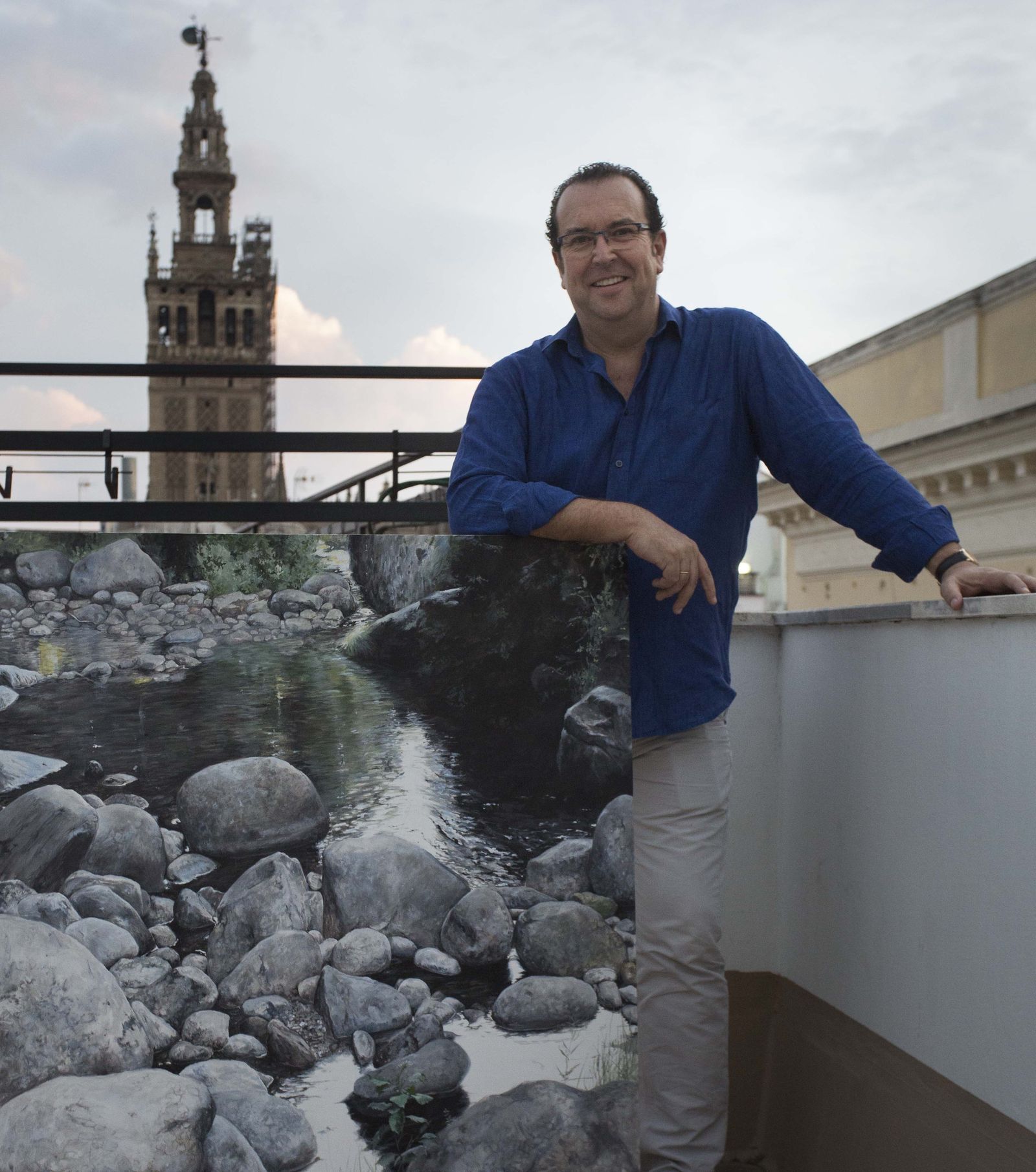 "Tenía trabajo en Barcelona,  pero necesitaba la luz de mi tierra"