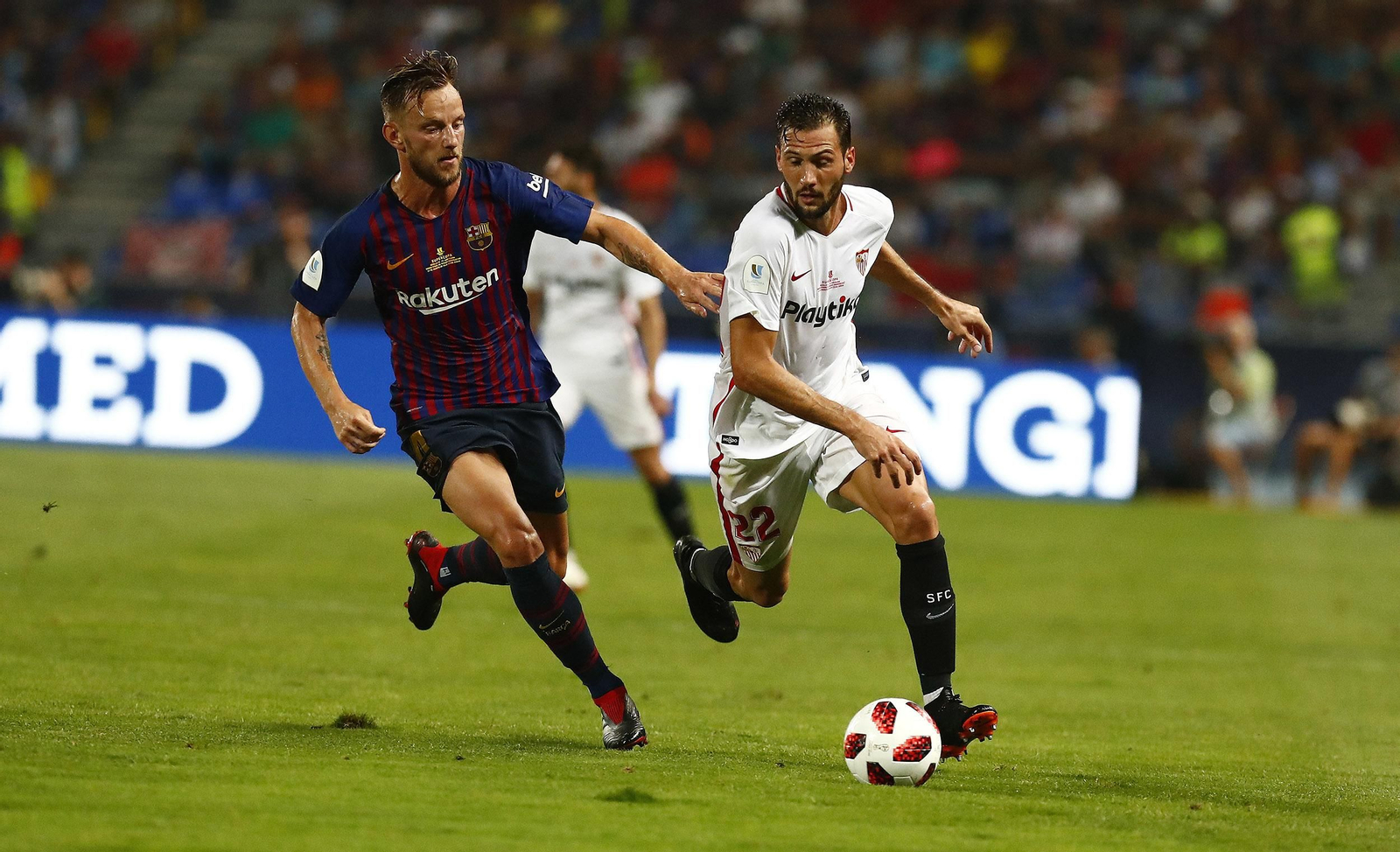 Las imágenes del Sevilla-Barcelona de la Supercopa