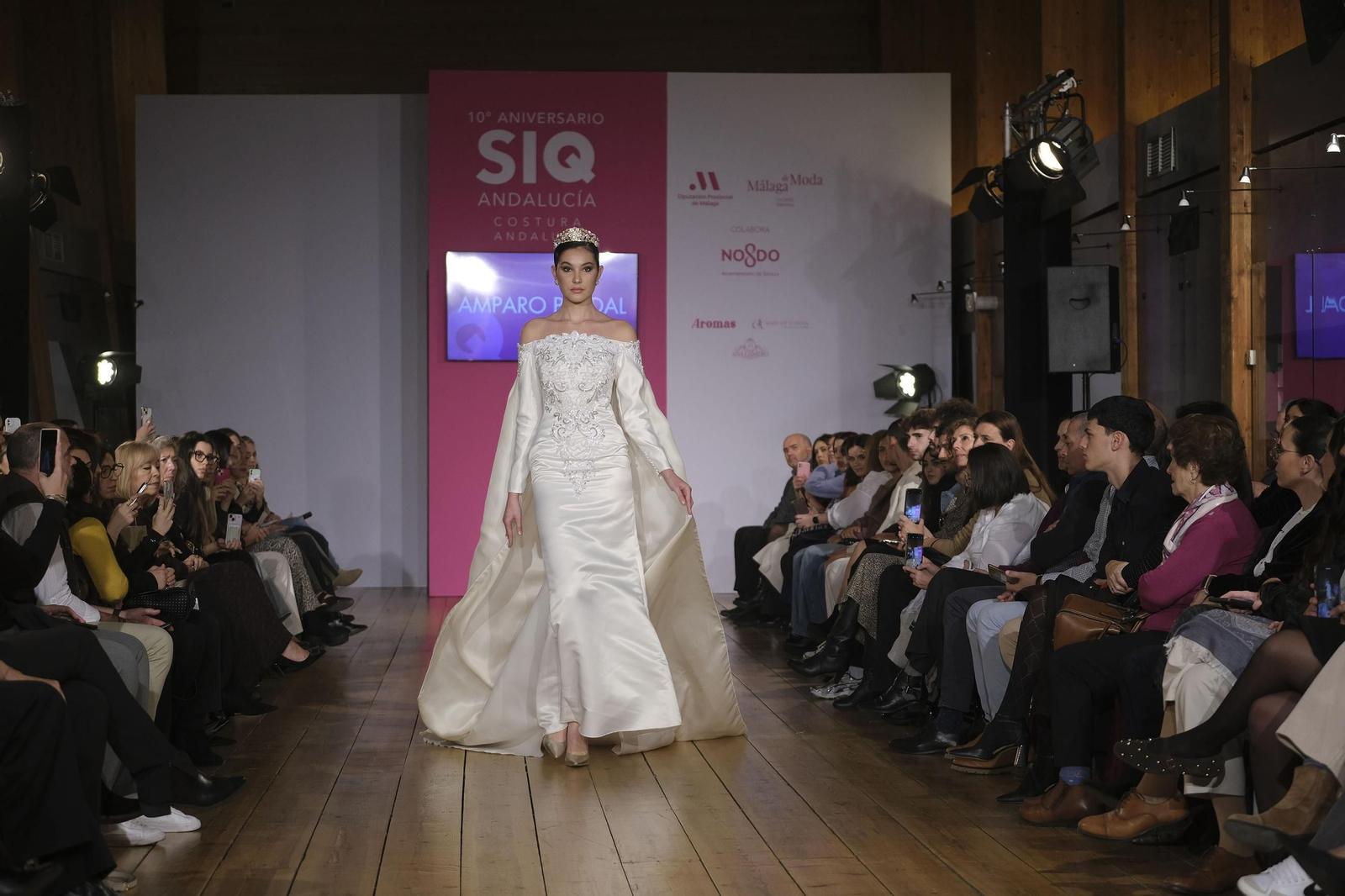 Las novias de fantasía de Amparo Pardal vistas en SIQ, en imágenes