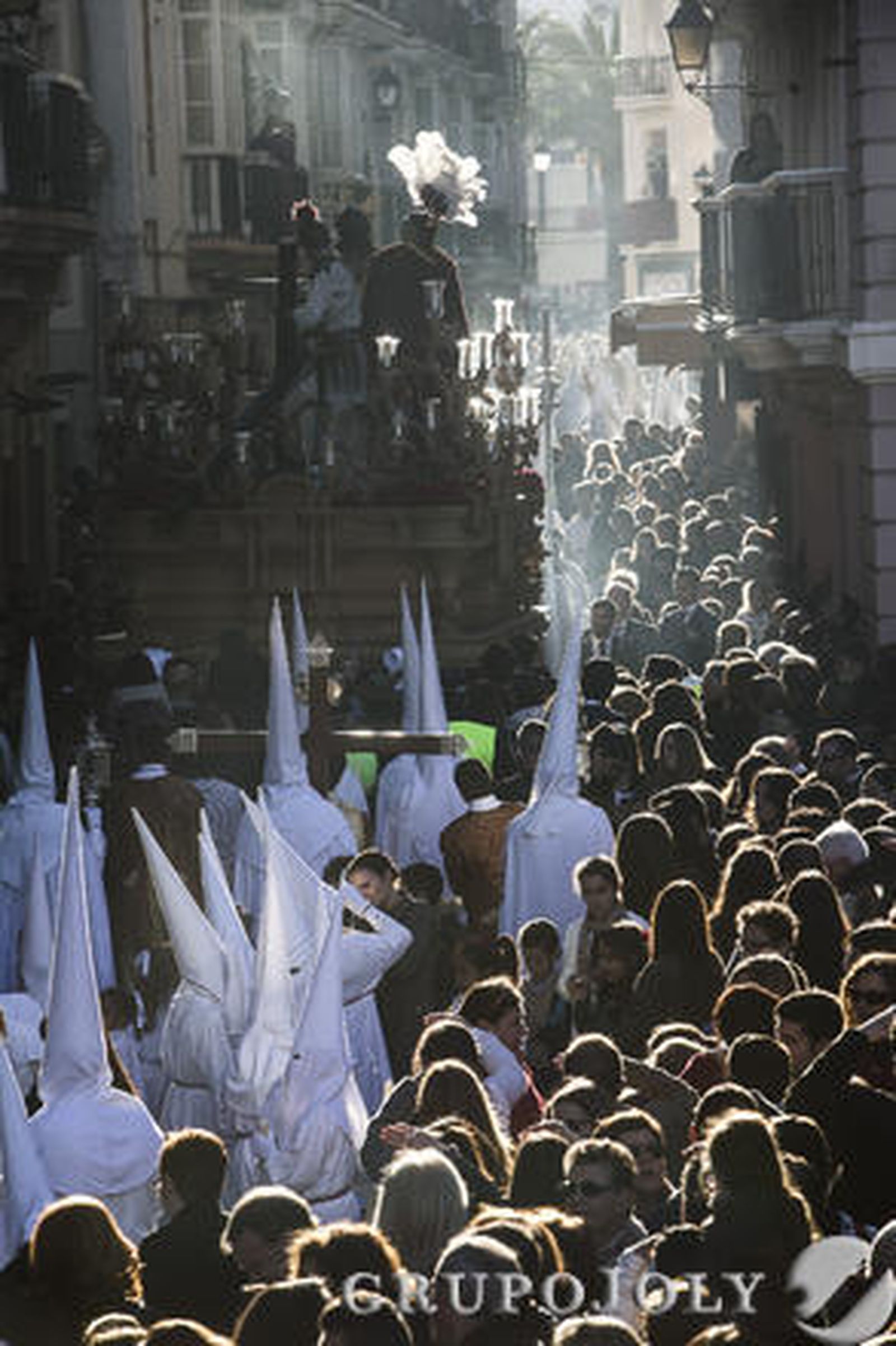 Cena./Julio González
