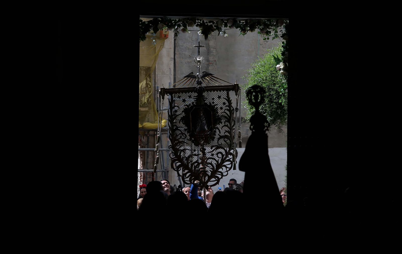 El comienzo de la peregrinación de la Hermandad del Rocío de Algeciras, en imágenes