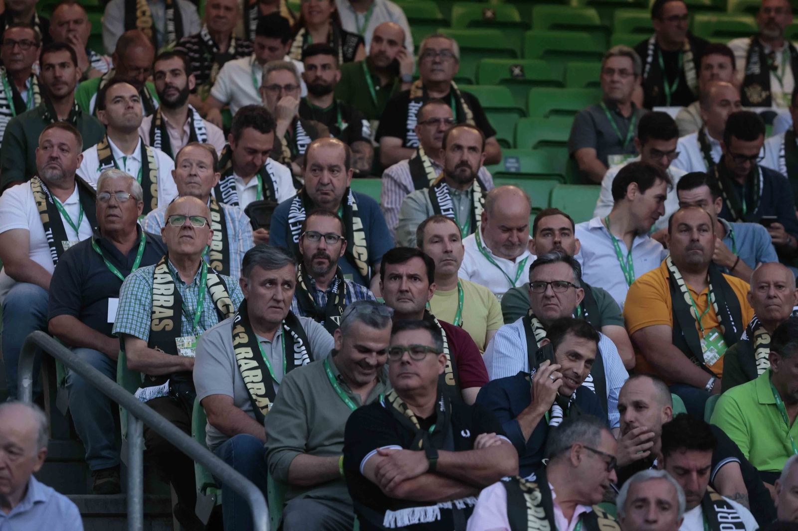 Búscate en el acto Siempre Verdiblancos