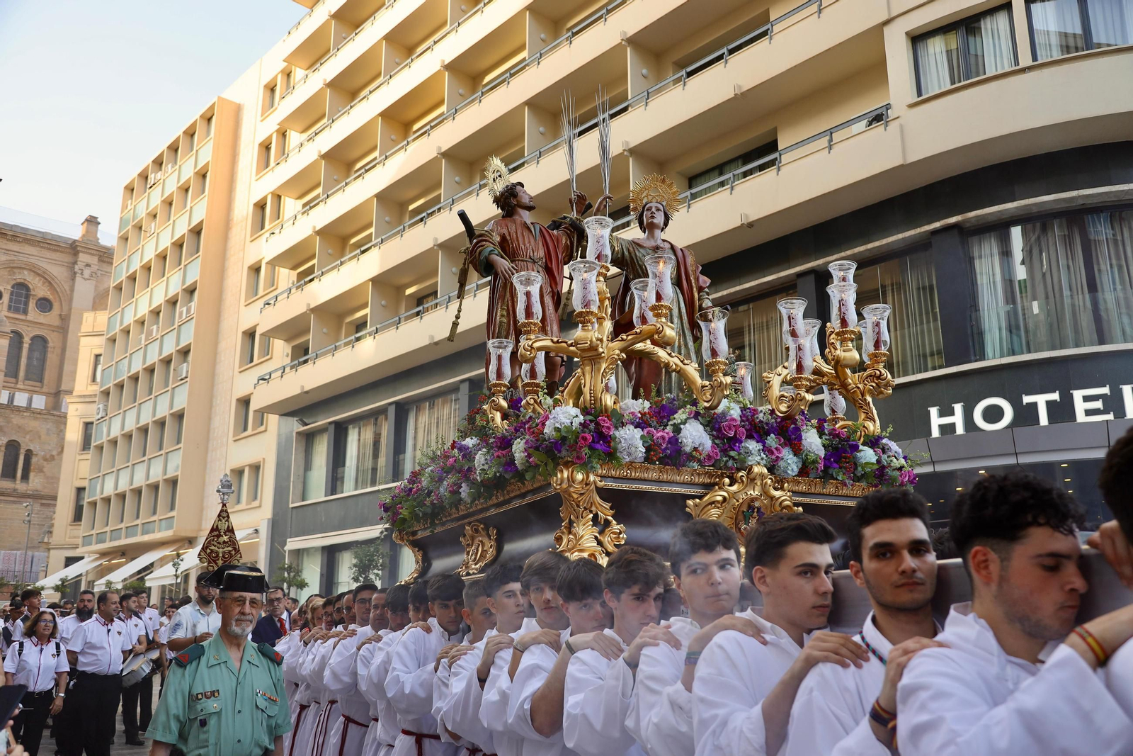 La procesión de los Santos Patronos de Málaga, en fotos