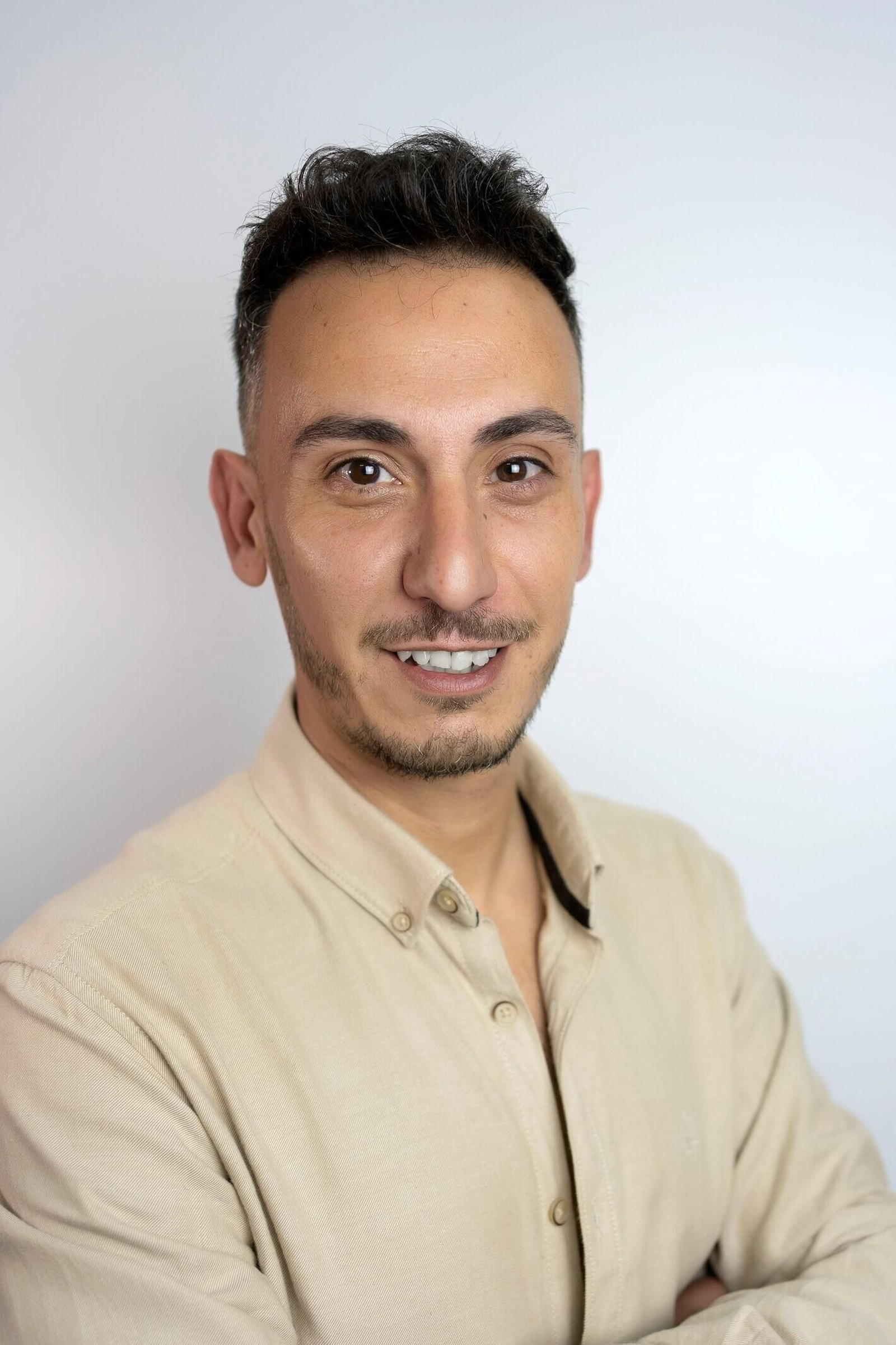 Víctor M. Raposo Chaves (PSOE). Profesor de baile.