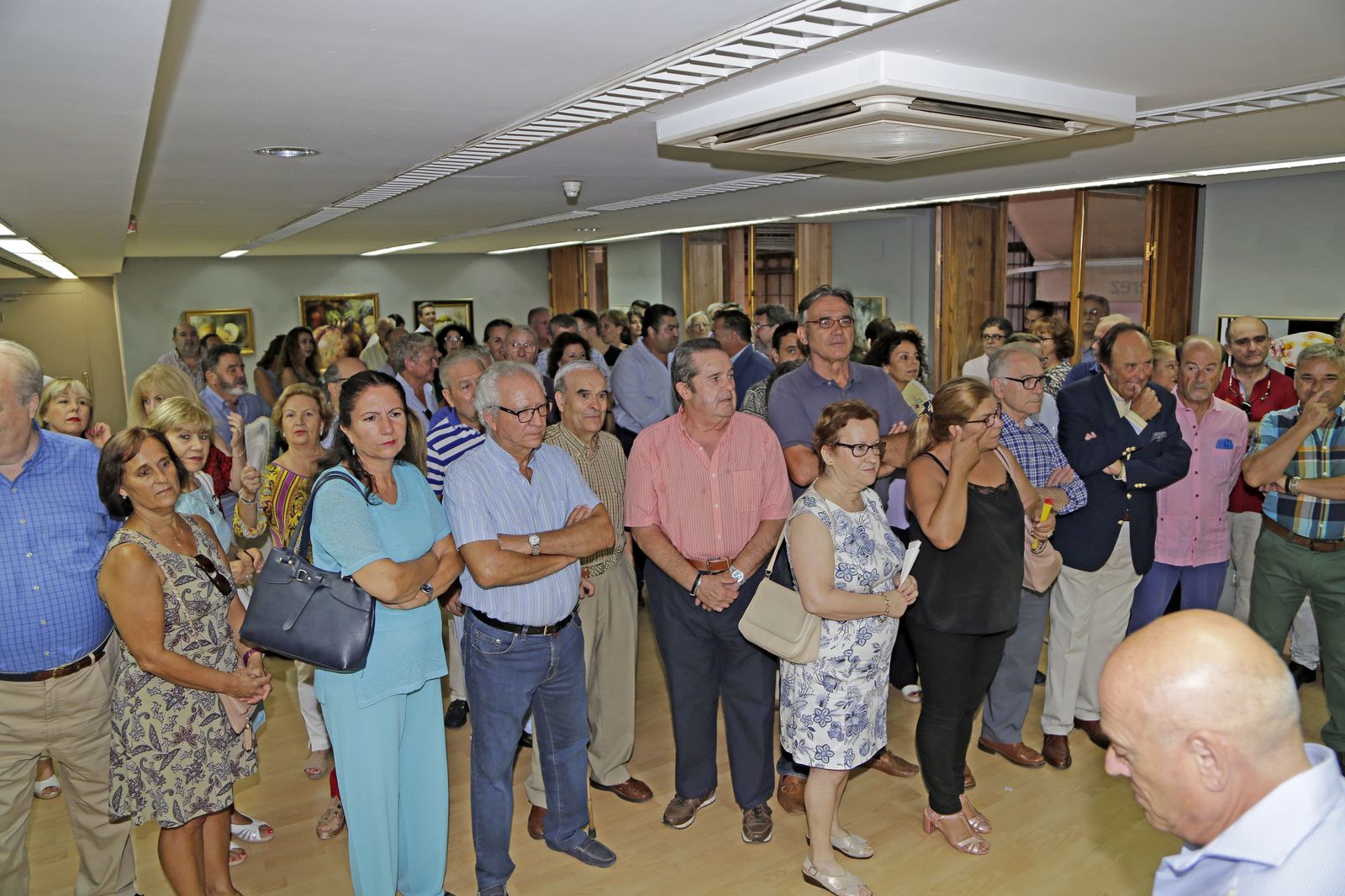El público llenó en la tarde de ayer el espacio cultural ‘ArteaDiario’.