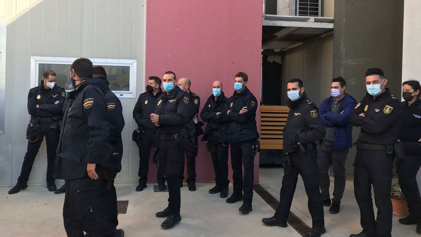 Jornadas de los bomberos con la Policía Local y Nacional en San Fernando