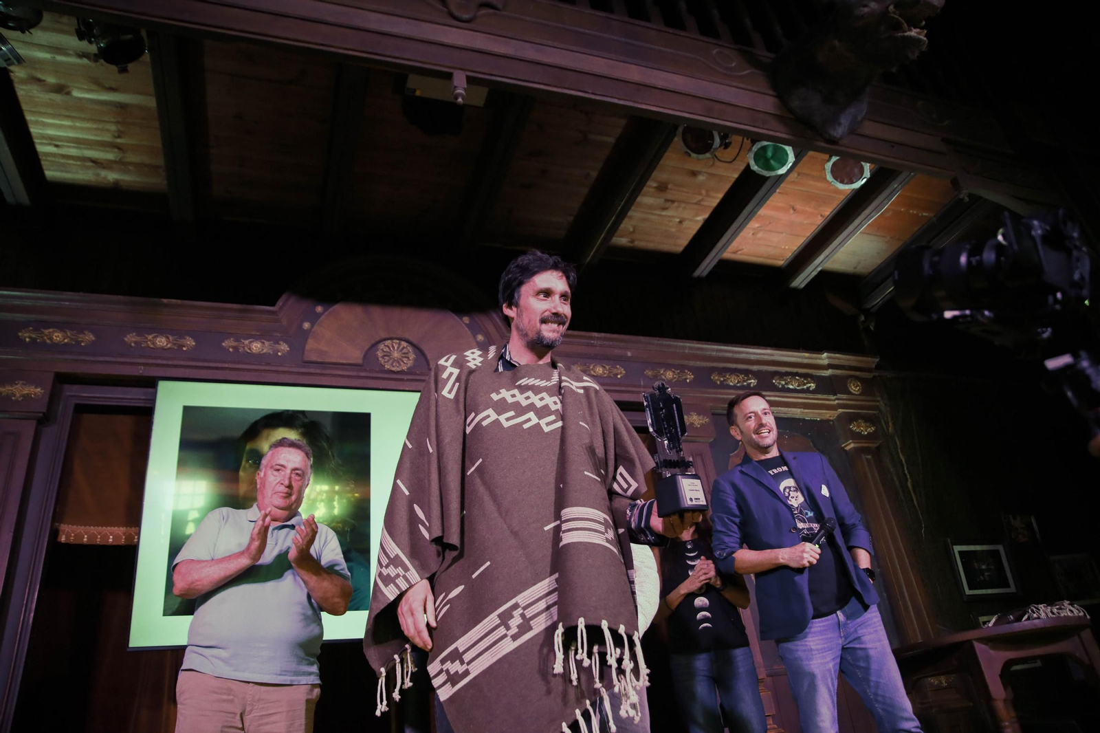 Entrega premio "Spirit of the West" al director Lisandro Alonso