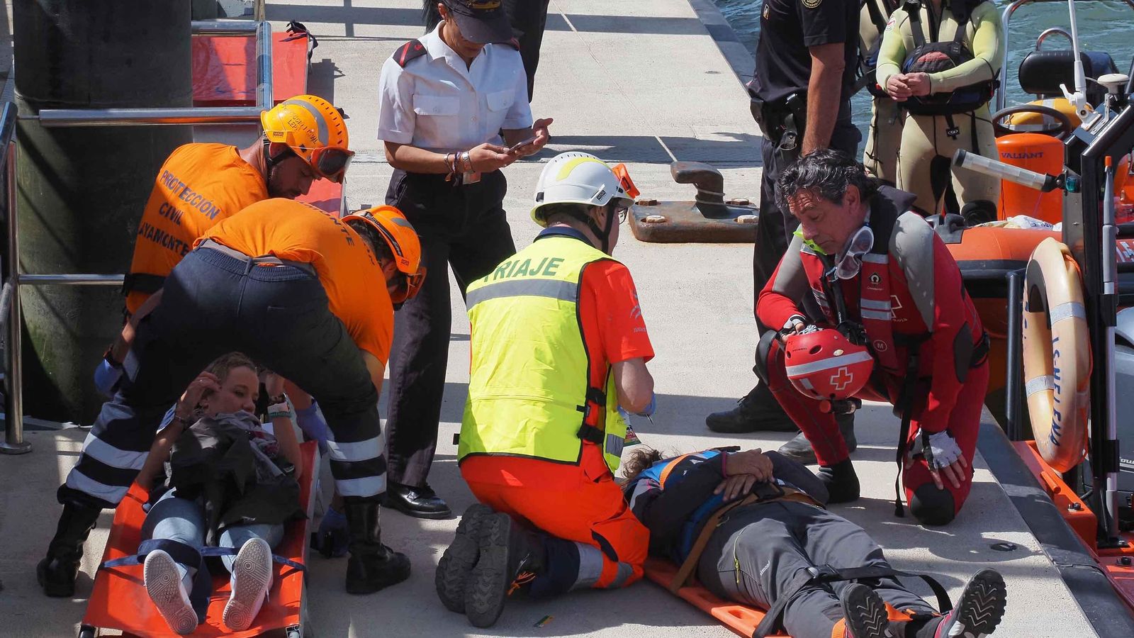 Llegada de heridos al Puerto de Atamonte