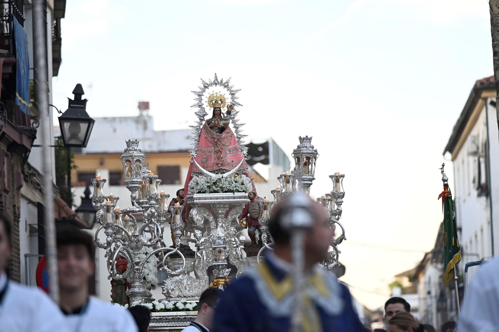 La procesión de la Virgen de Villaviciosa de Córdoba, en imágenes