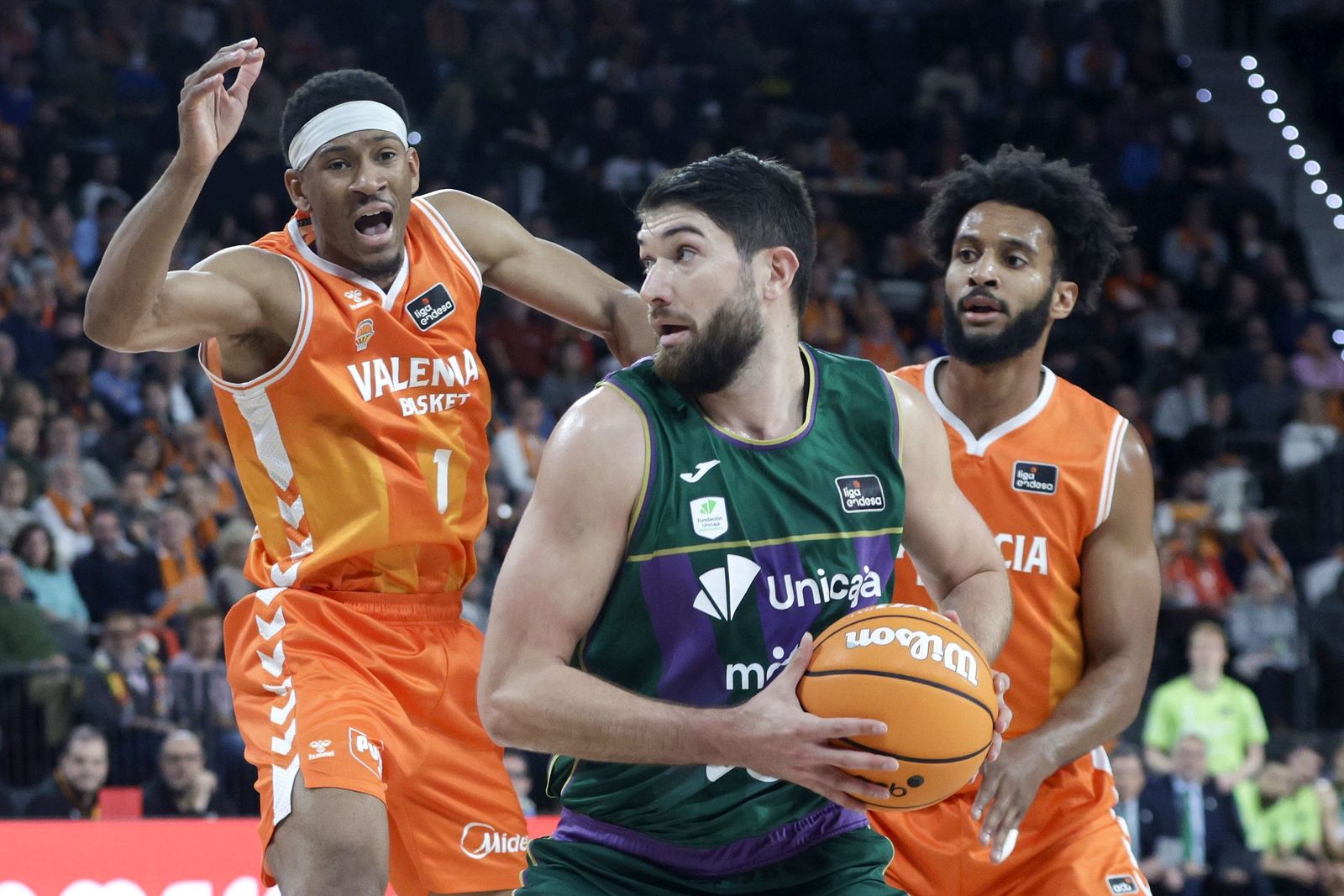 El Valencia Basket-Unicaja, en fotos
