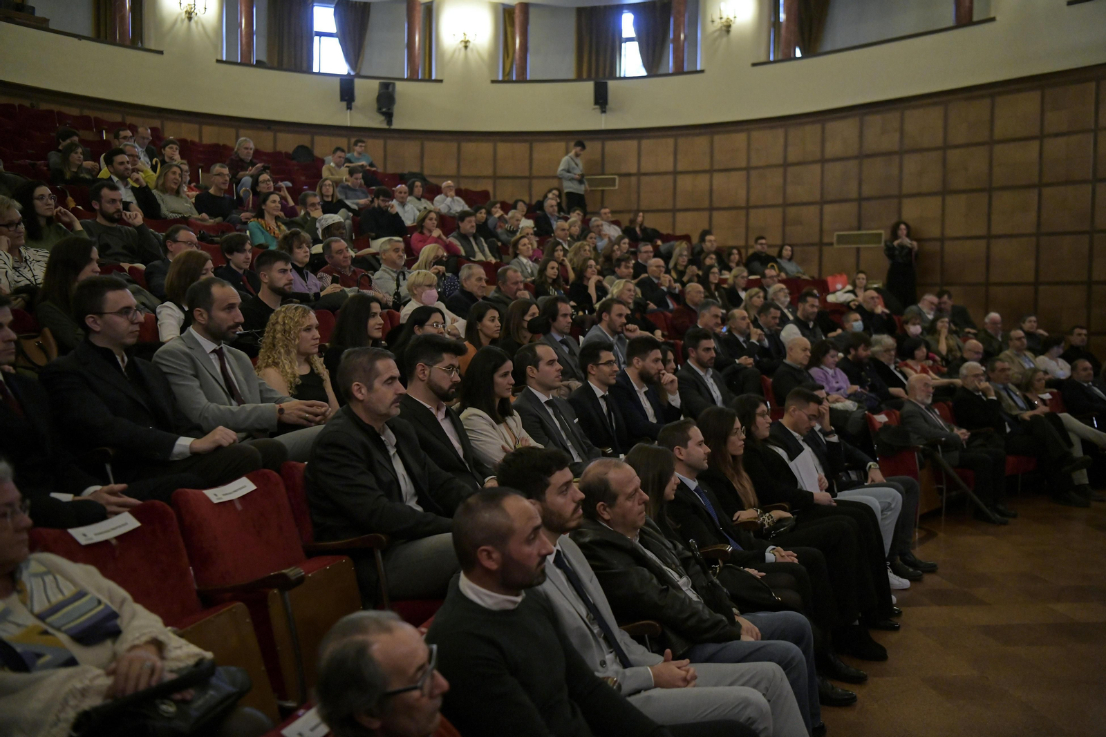 La UGR entrega los Premios Extraordinarios de Doctorado correspondientes al curso 2018/2019