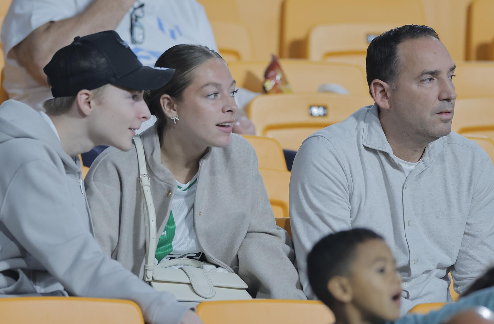 Búscate en las fotos del Betis - Mallorca