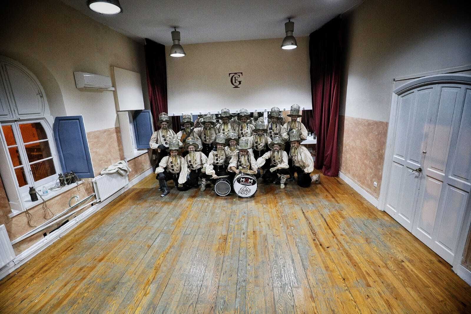 Comparsa 'La jaula de las locas'