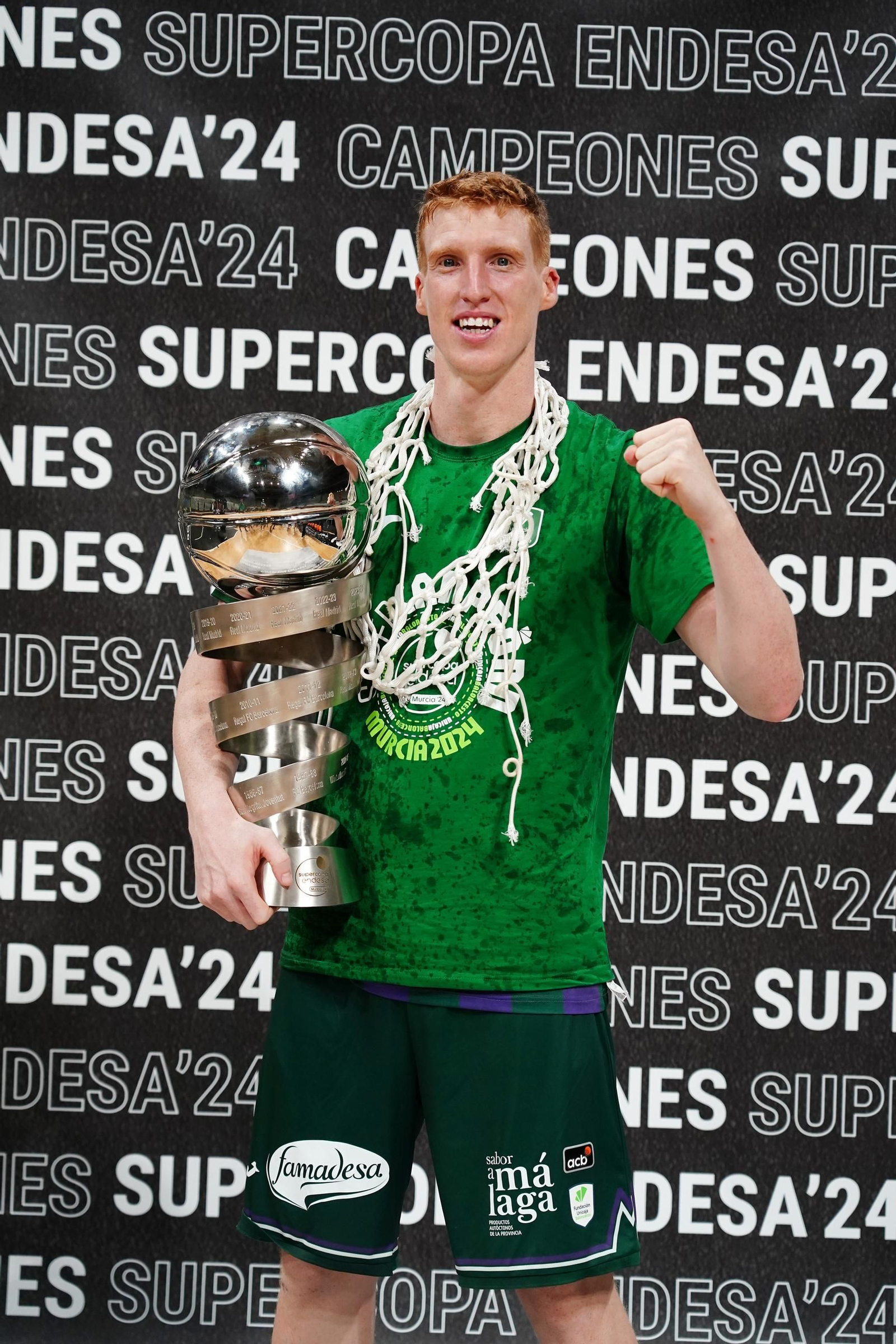 La sesión de fotos de los supercampeones de la ACB
