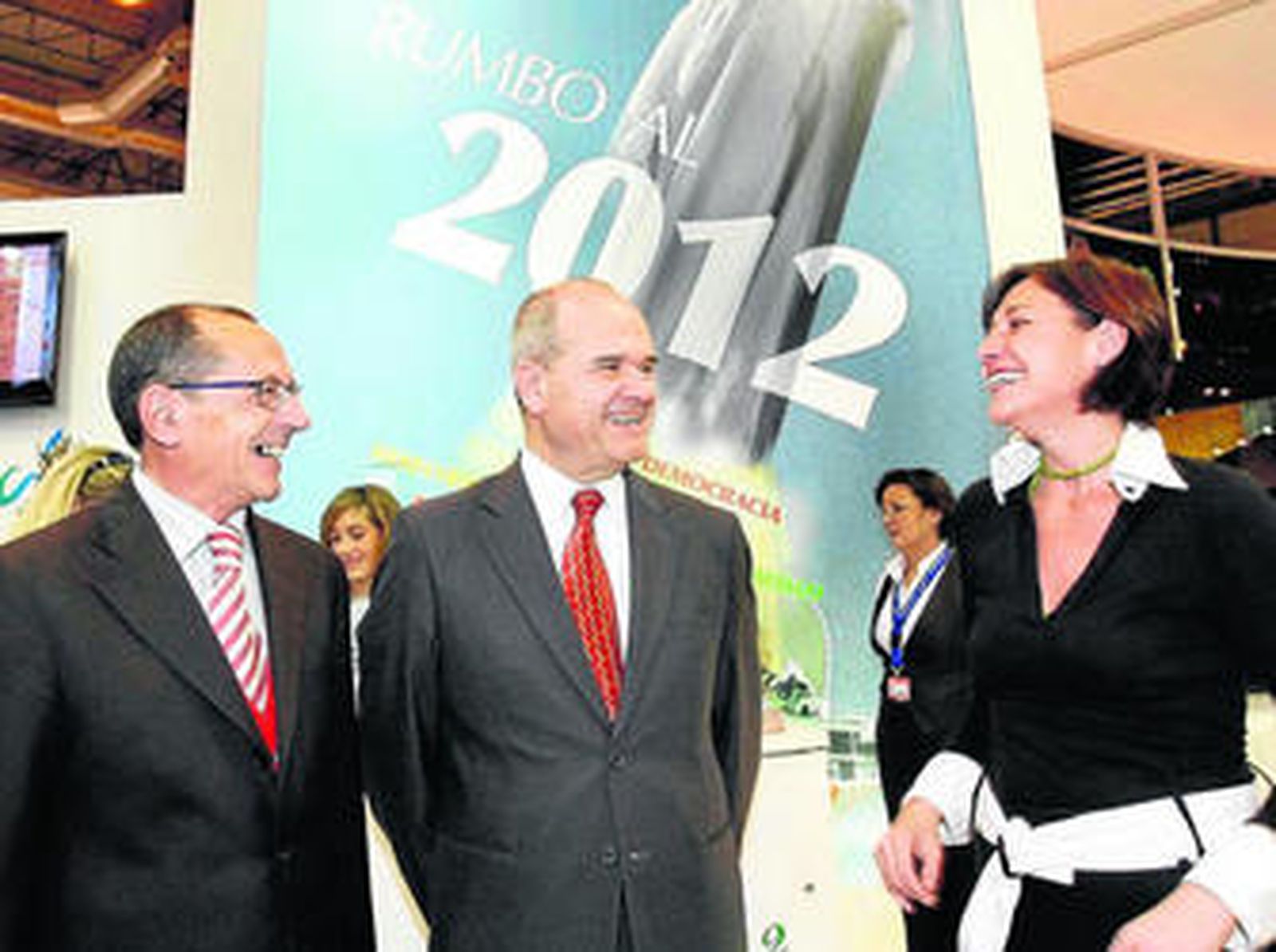 El nuevo presidente del Consorcio, Manuel Chaves, en un acto junto a la primera gerente, María Luisa García Juárez.