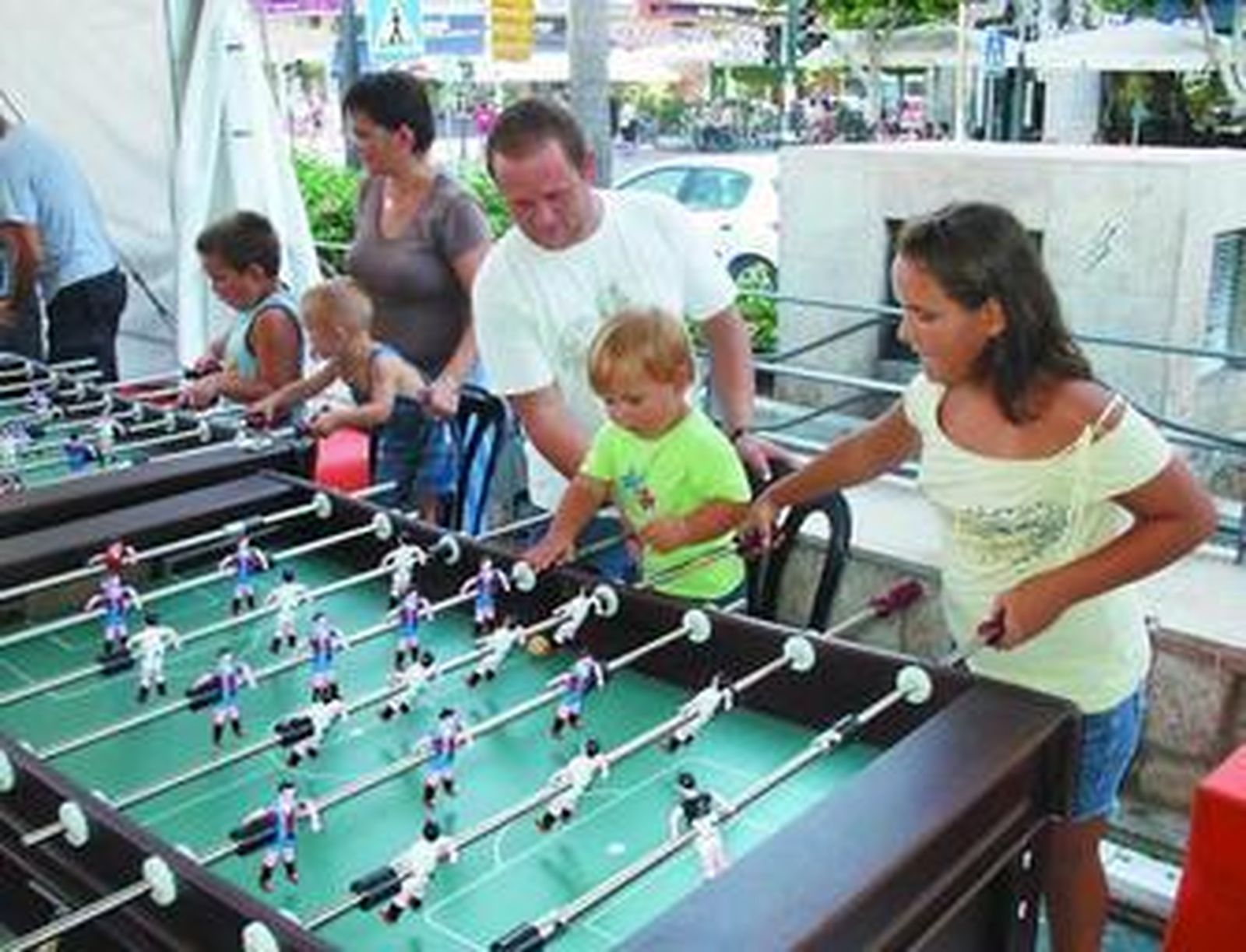 Lo más chicos demostraron sus dotes en el arte del futbolín.