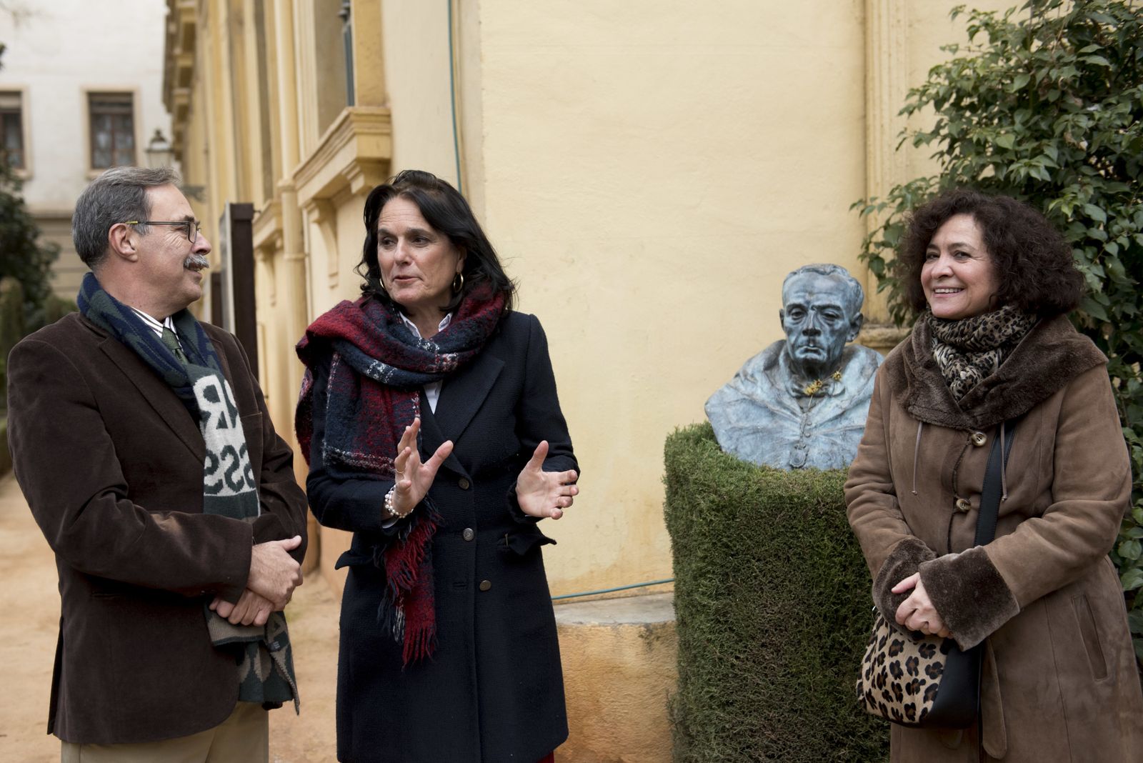 La Universidad homenajea al fundador de la Facultad de Farmacia