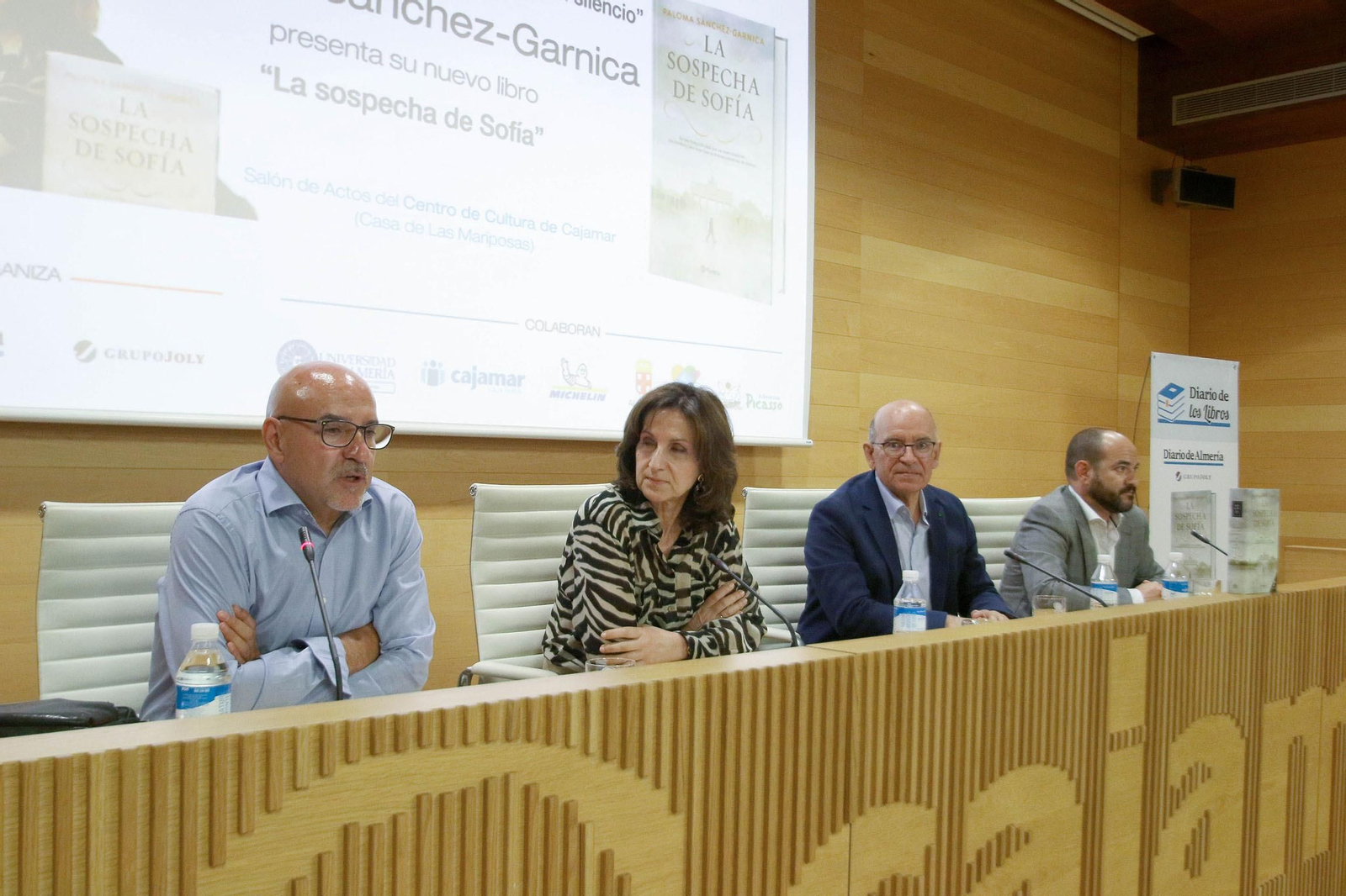 Paloma Sanchez-Garnica con Antonio Lao, Antonio Galindo y Blas Fuentes.