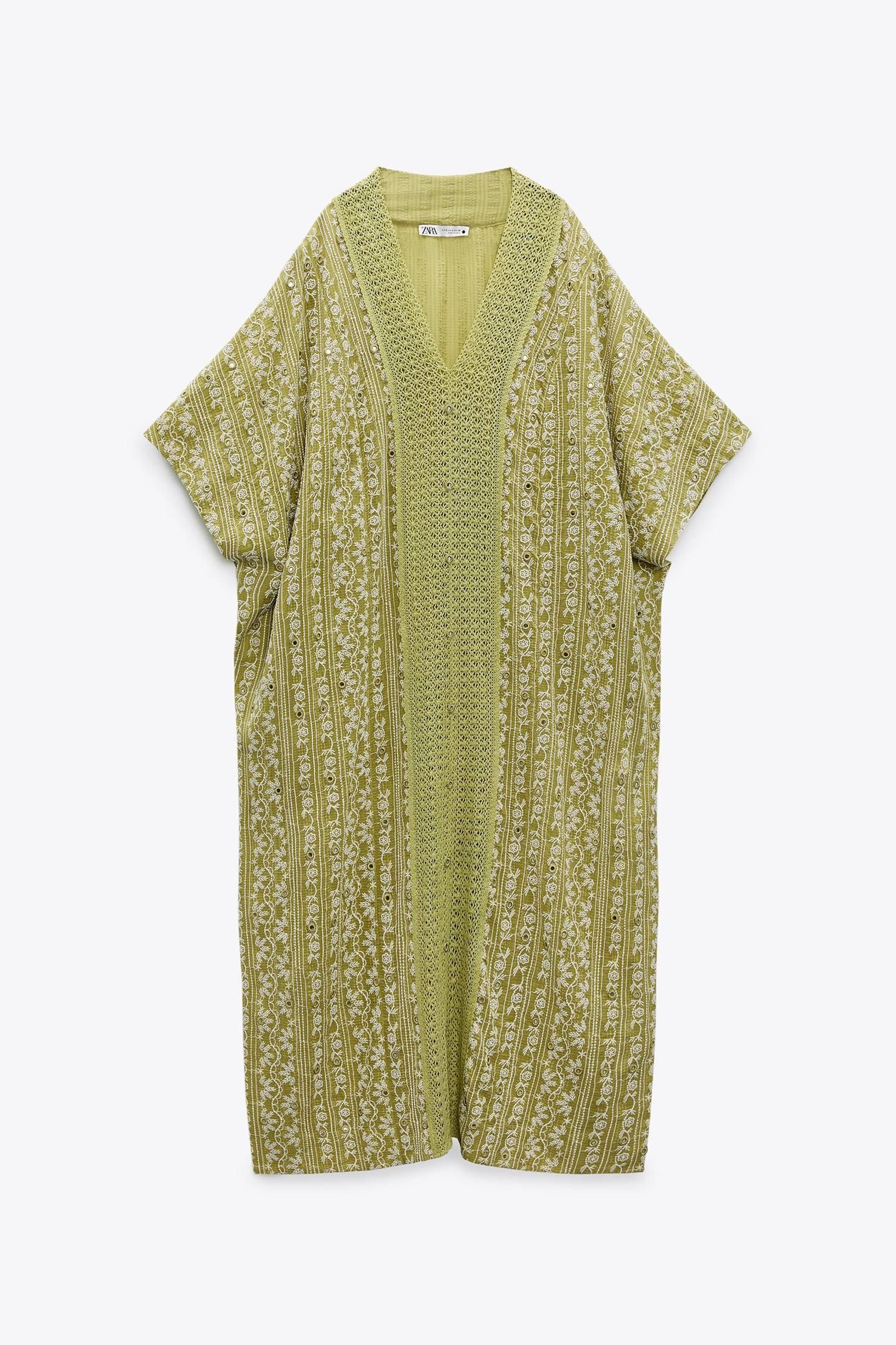 Túnica bordada de Zara.