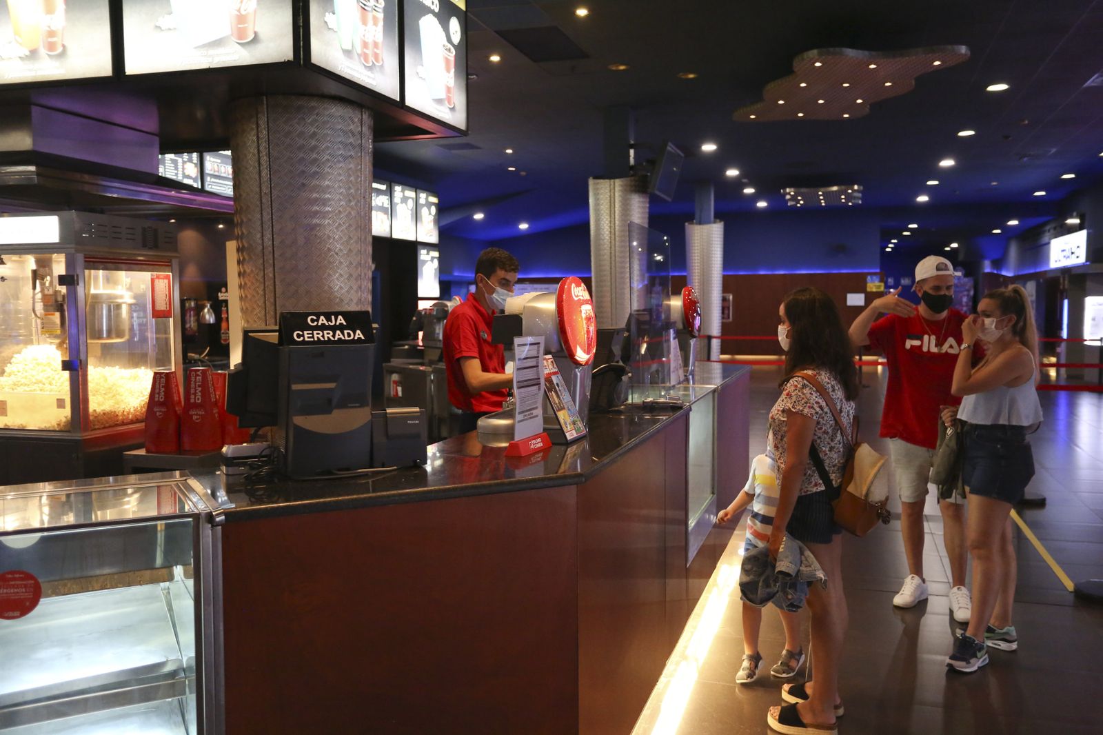 El regreso de los cines a Málaga, en fotos