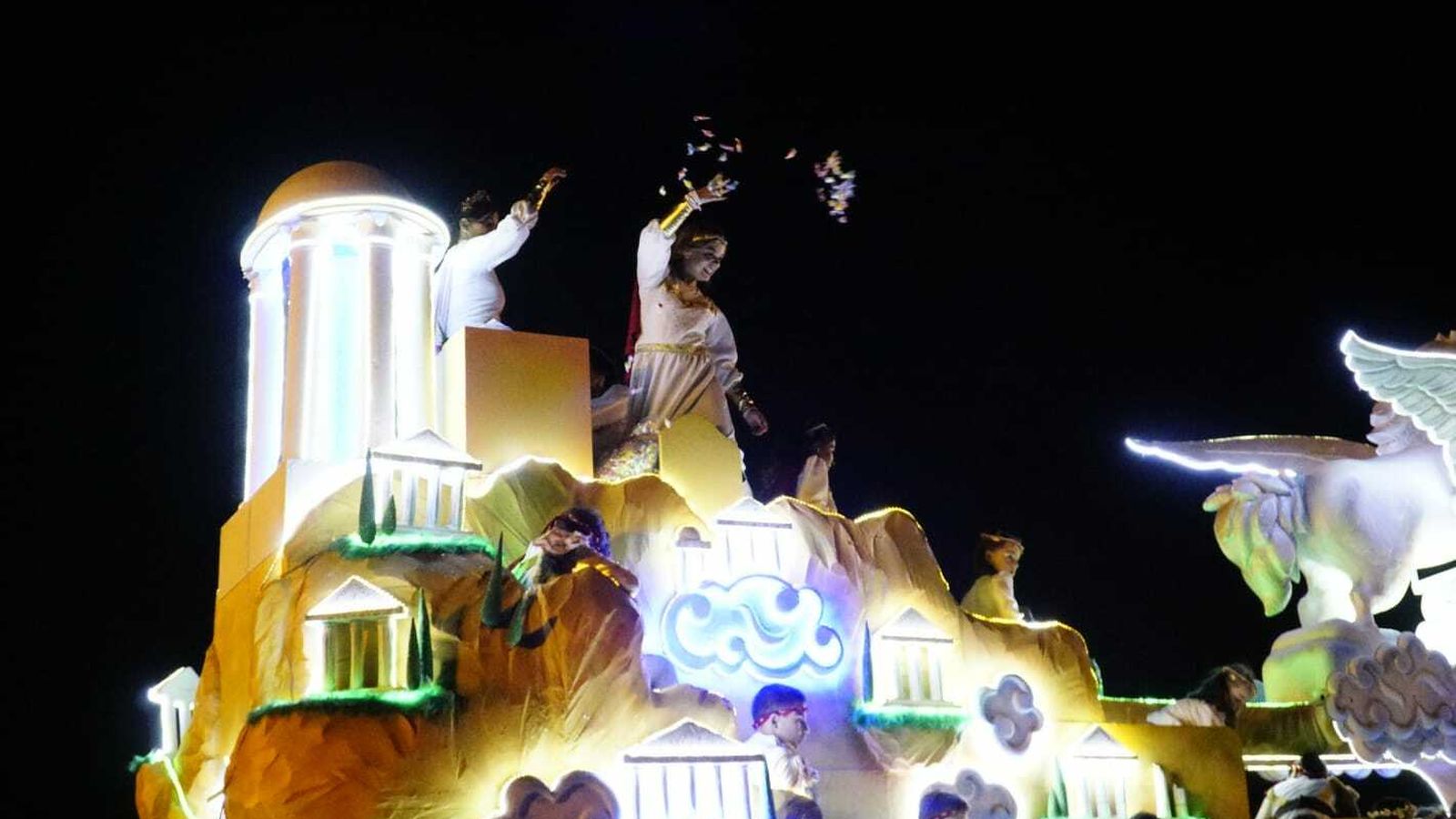 Brillos en la noche.