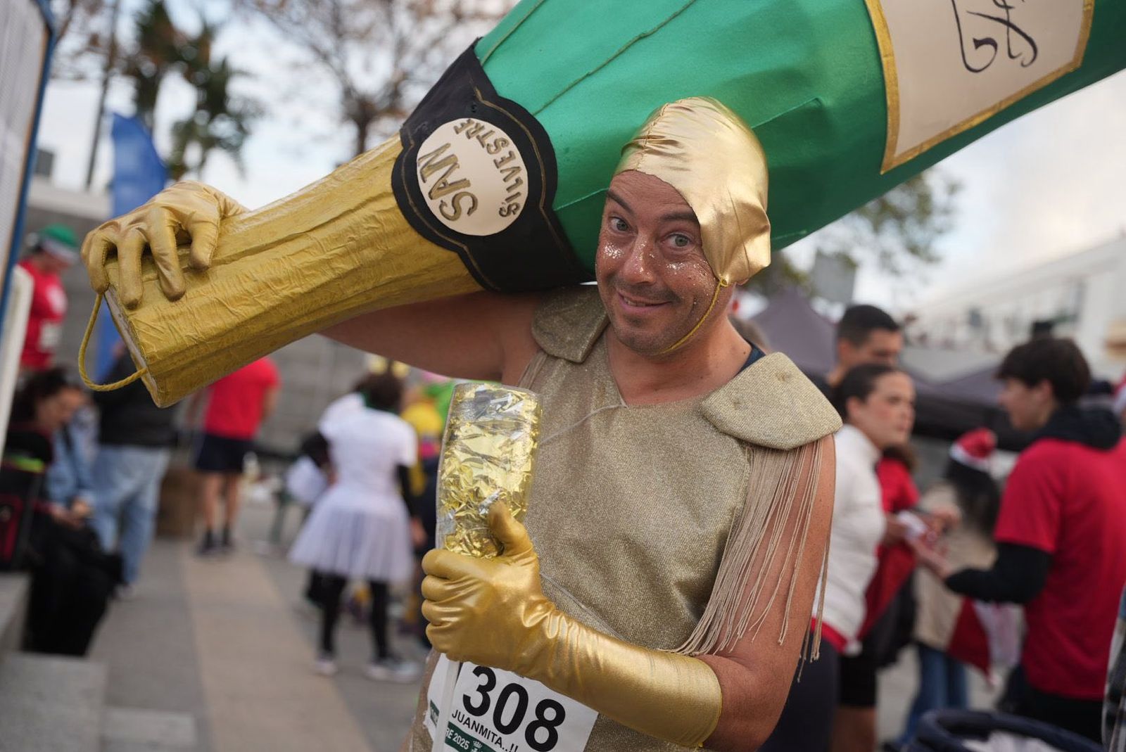 Imágenes de la XII Carrera San Silvestre Chiclanera