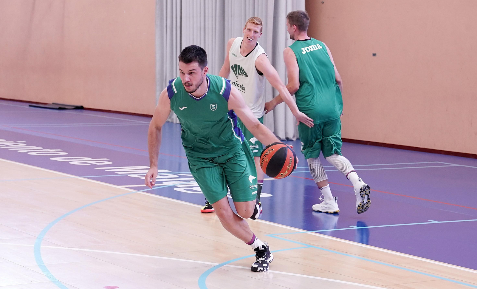 Las fotos del entrenamiento del Unicaja en grupo