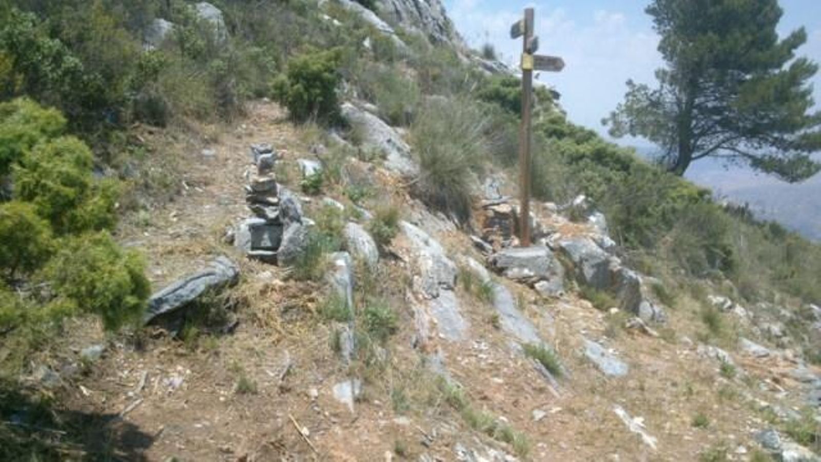 El ascenso a Sierra Prieta contiene varias zonas de subida escarpada.