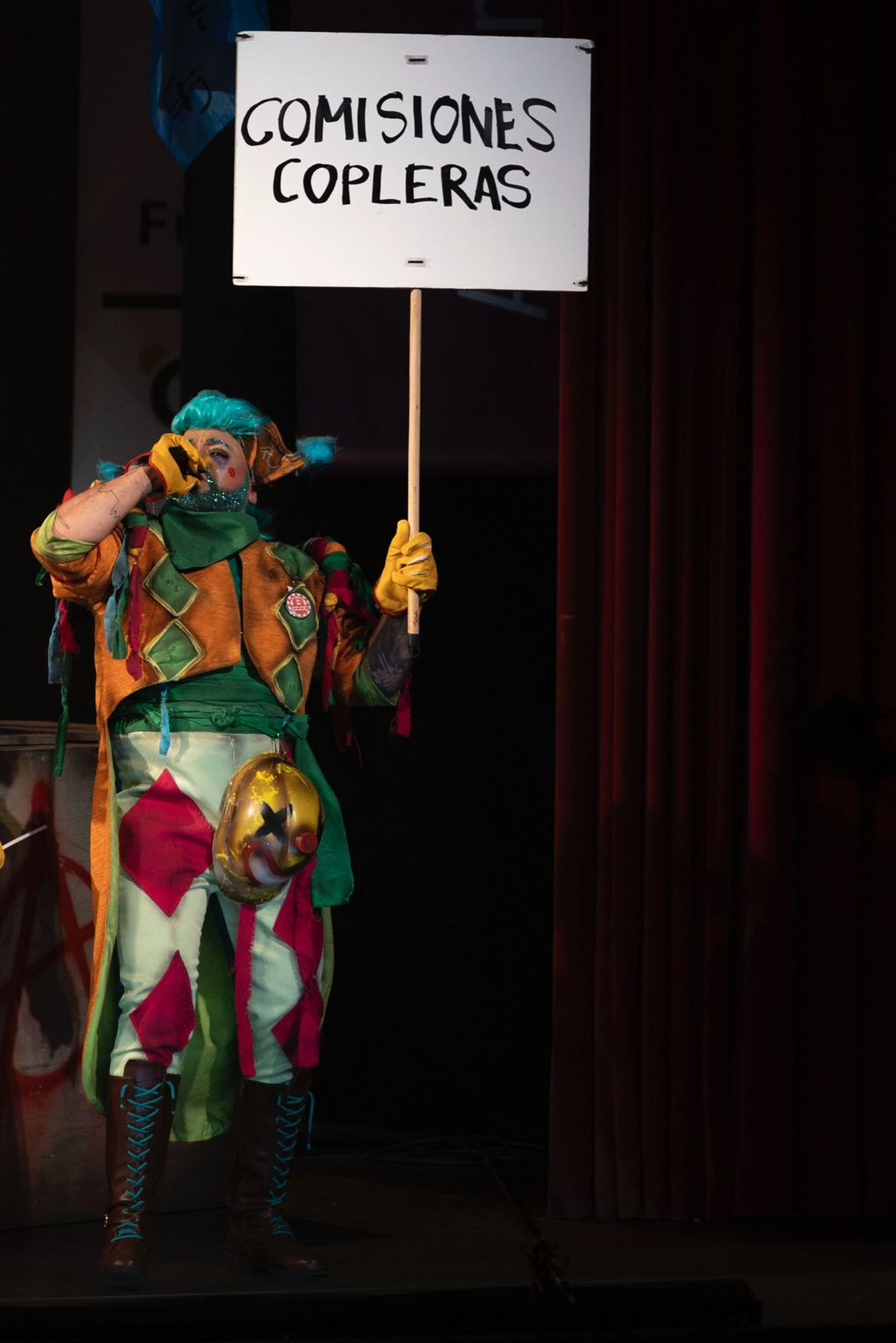 Búscate entre las mejores imágenes de la primera semifinal del COAC 2026